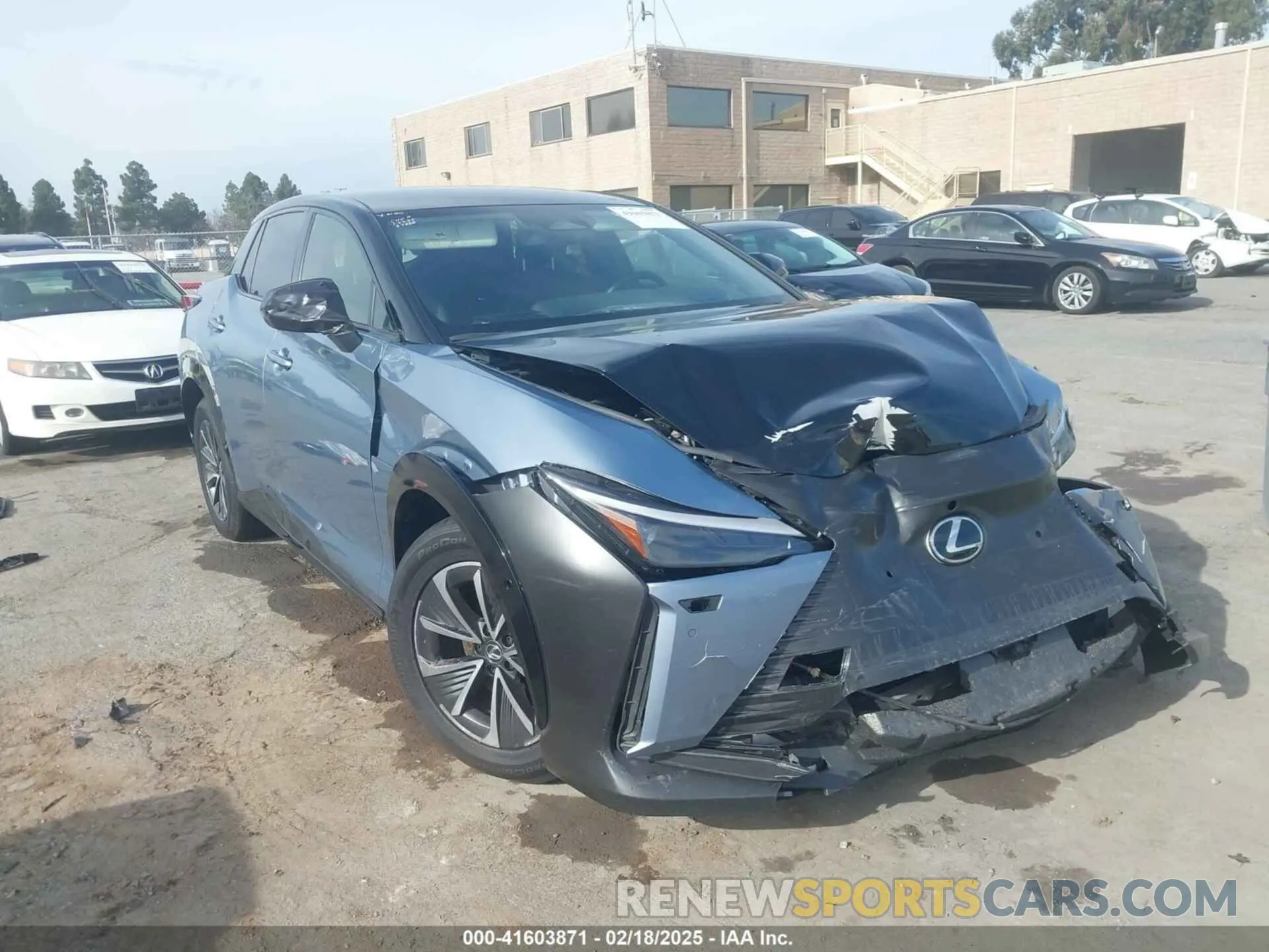 1 fotografías del automóvil dañado JTJAAAAB8PA009330 LEXUS RZ 450E 2023