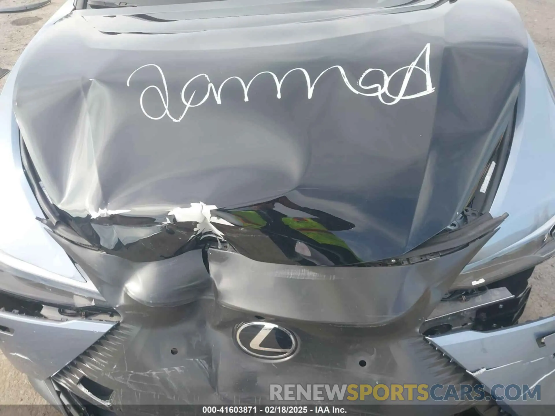 10 fotografías del automóvil dañado JTJAAAAB8PA009330 LEXUS RZ 450E 2023