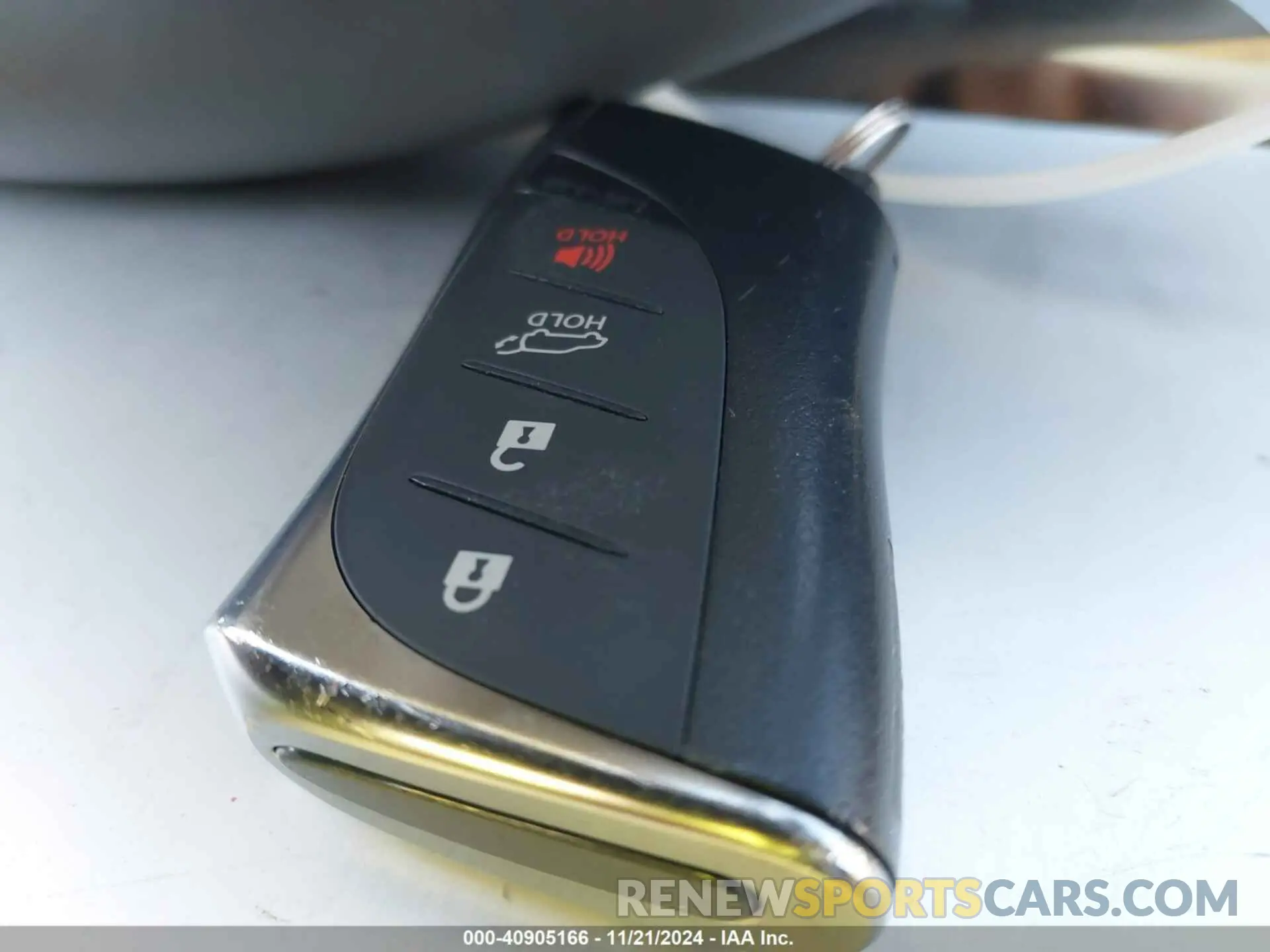 11 fotografías del automóvil dañado JTJAAAABXPA006588 LEXUS RZ 450E 2023