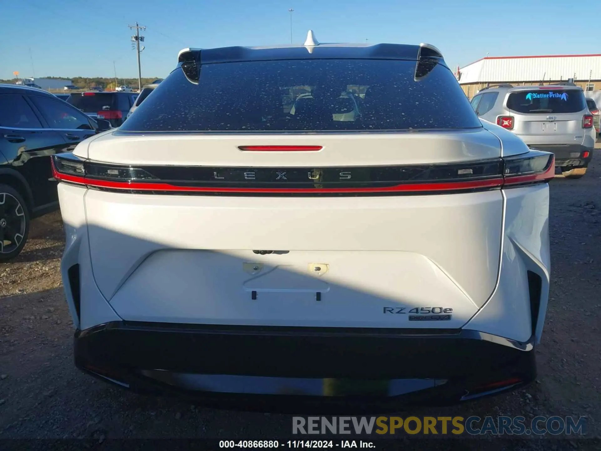16 fotografías del automóvil dañado JTJAAAABXPA022340 LEXUS RZ 450E 2023