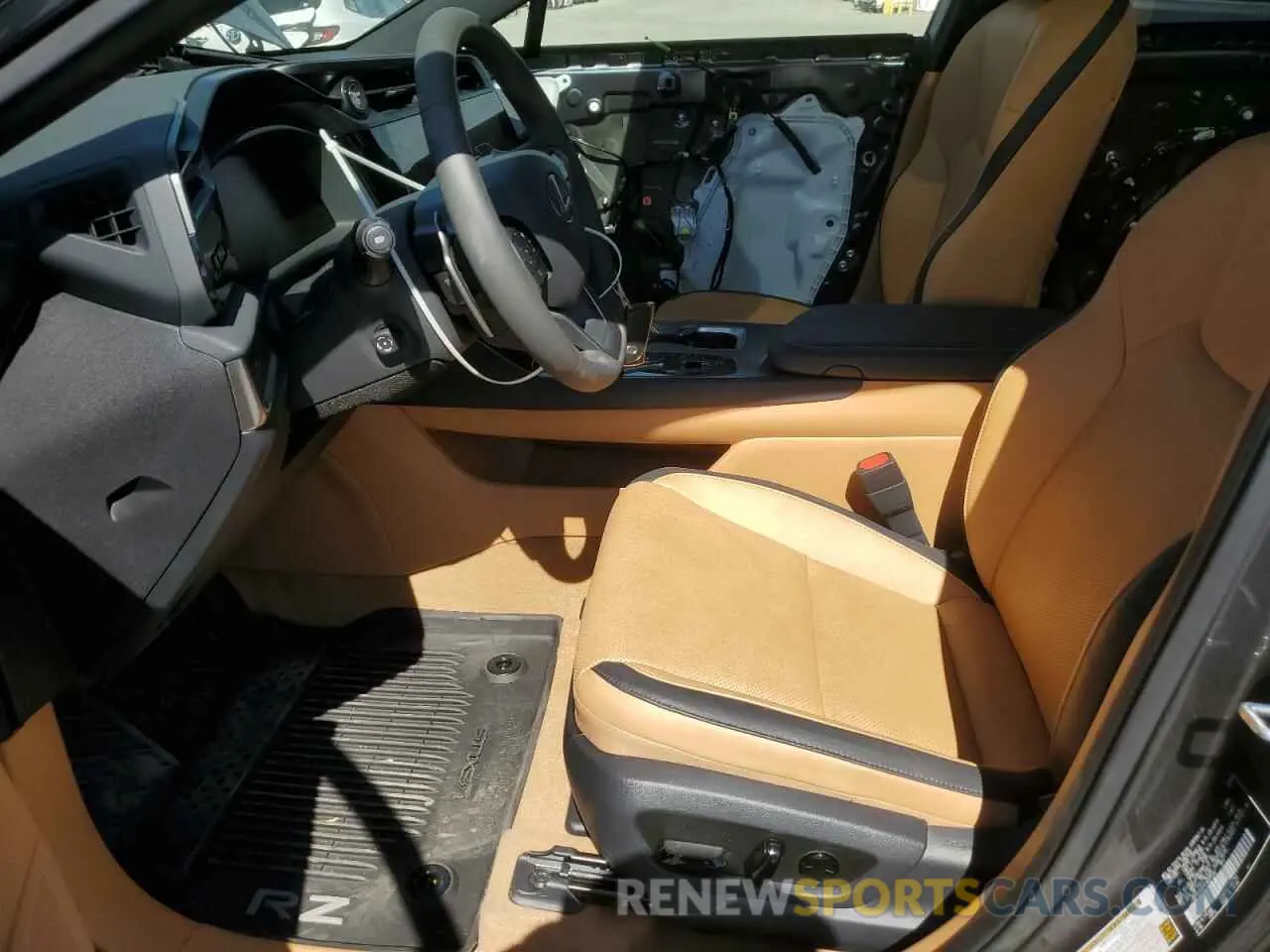 7 fotografías del automóvil dañado JTJAAAAB4RA025544 LEXUS RZ 450E 2024