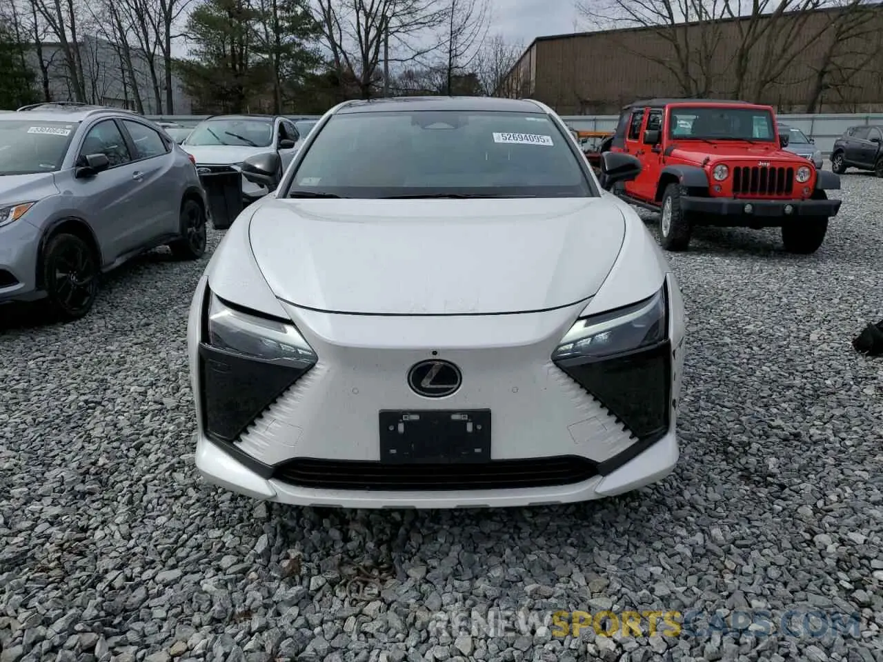 5 fotografías del automóvil dañado JTJAAAAB6RA024377 LEXUS RZ 450E 2024