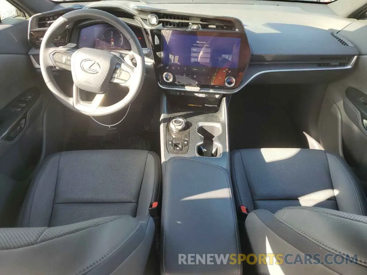 8 fotografías del automóvil dañado JTJAAAAB7RA025151 LEXUS RZ 450E 2024