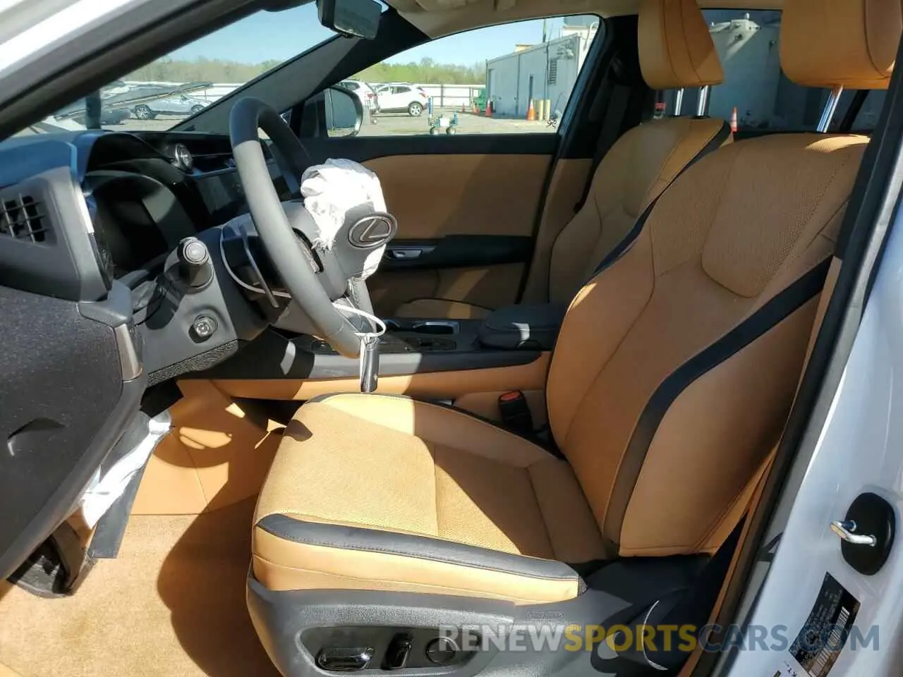 7 fotografías del automóvil dañado JTJAAAAB9RA026687 LEXUS RZ 450E 2024