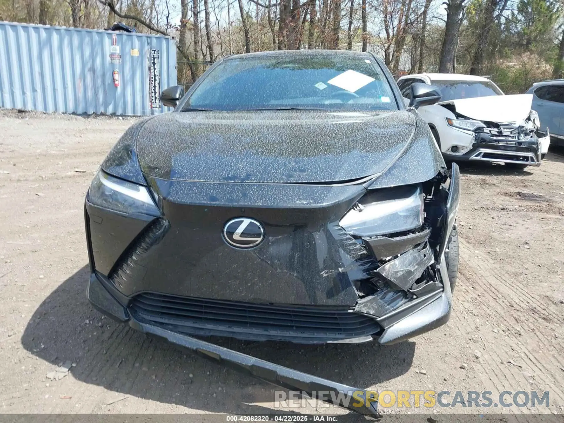 12 fotografías del automóvil dañado JTJAAAABXRA023751 LEXUS RZ 450E 2024