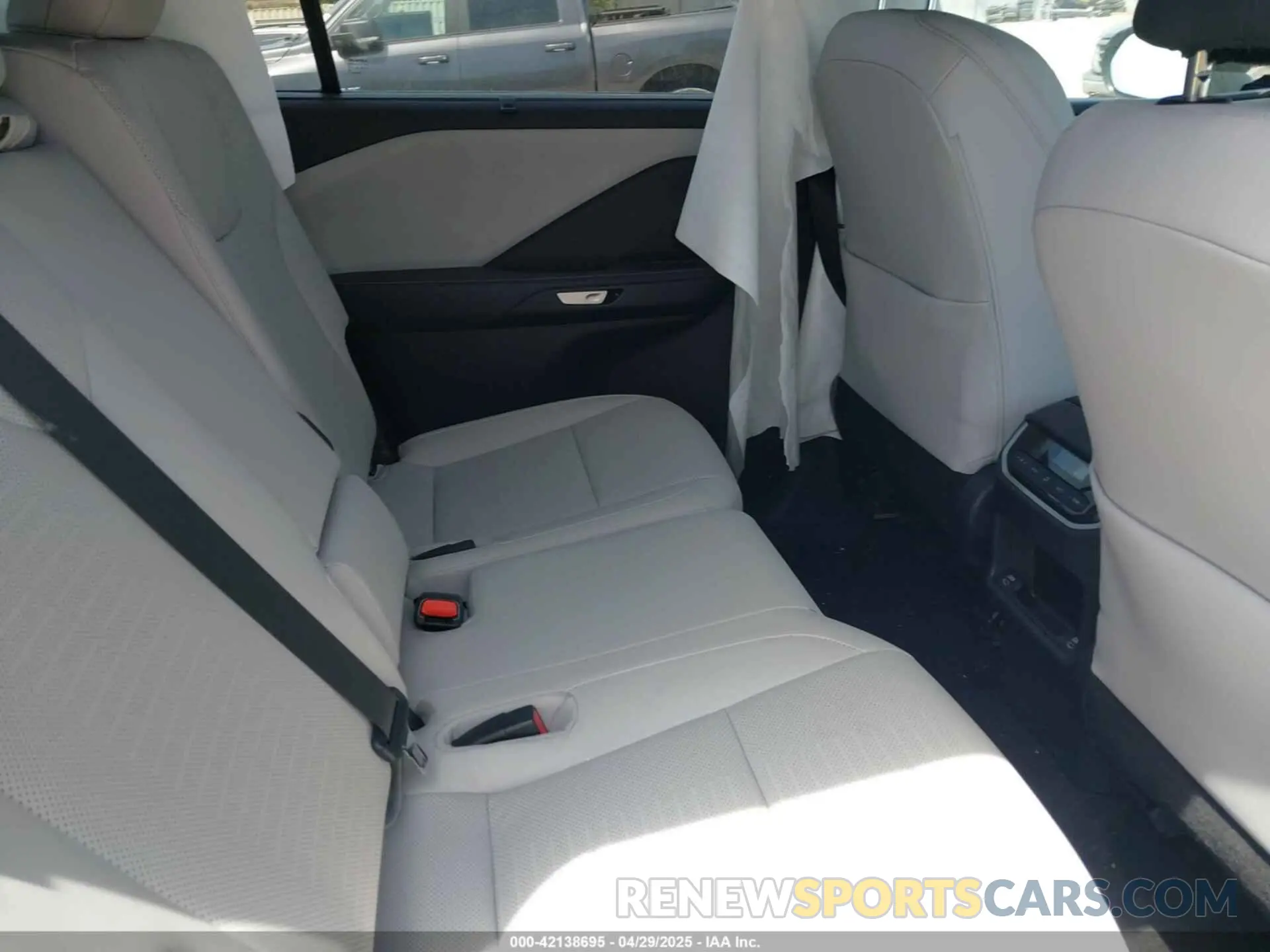 8 fotografías del automóvil dañado 5TDAAAB62RS000973 LEXUS TX 350 2024