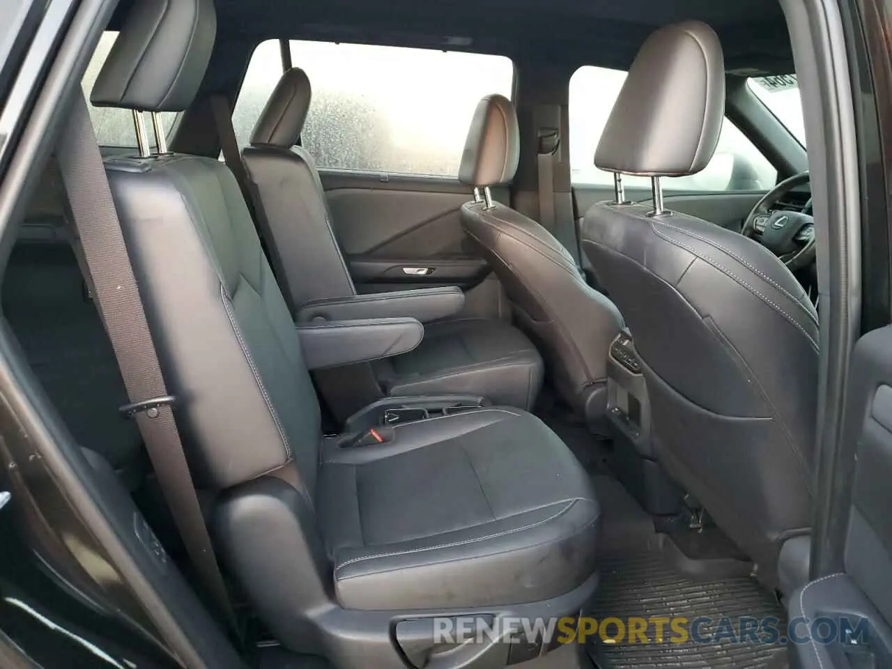 10 fotografías del automóvil dañado 5TDAAAA60RS005588 LEXUS TX 350 BAS 2024