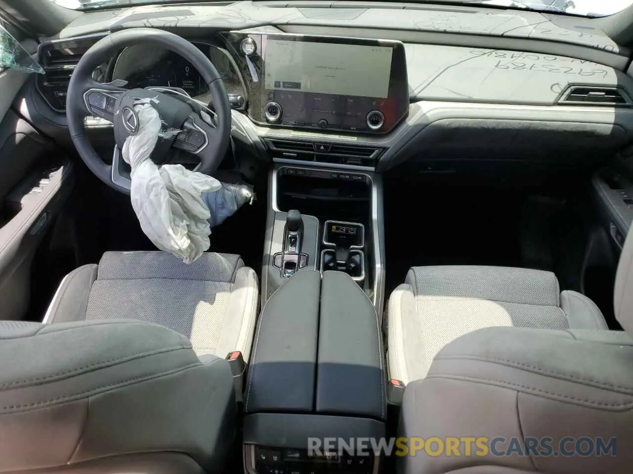 8 fotografías del automóvil dañado 5TDAAAA63RS004810 LEXUS TX 350 BAS 2024