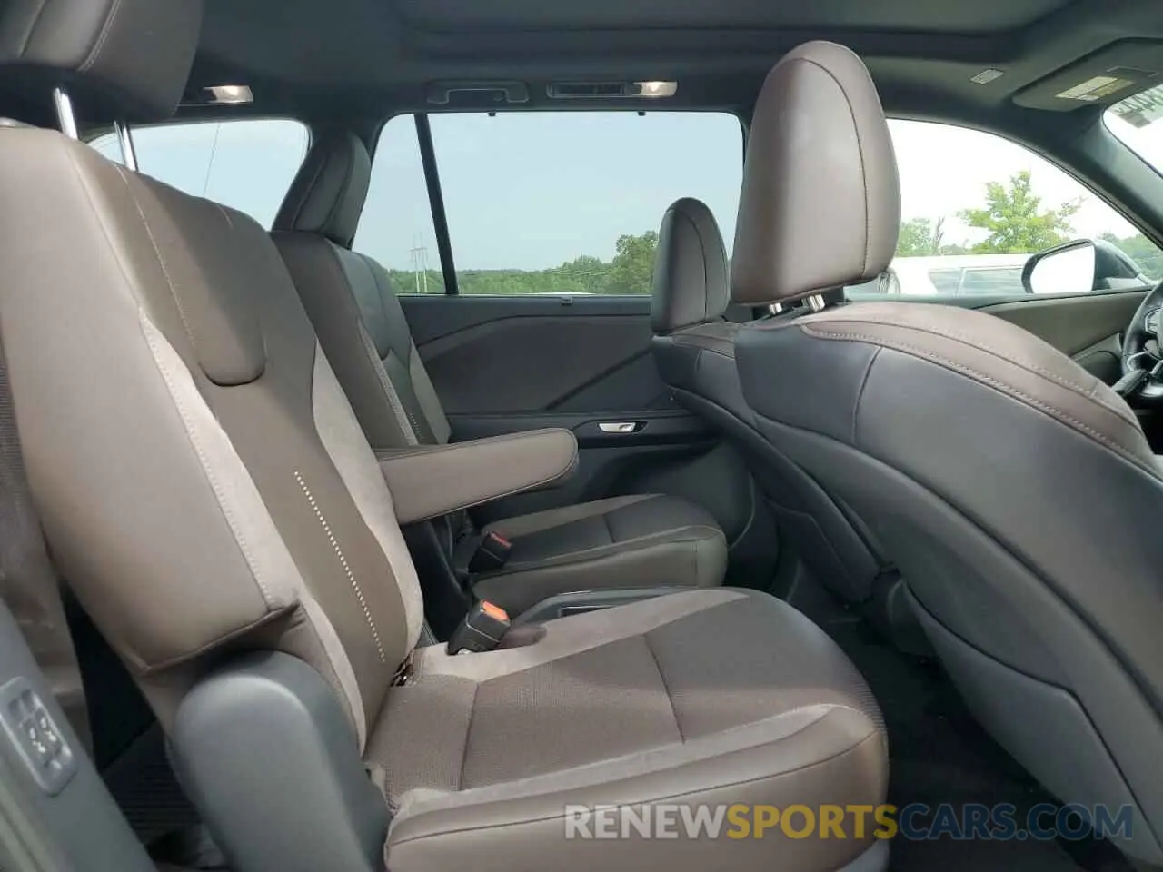 11 fotografías del automóvil dañado 5TDAAAA69RS001524 LEXUS TX 350 BAS 2024