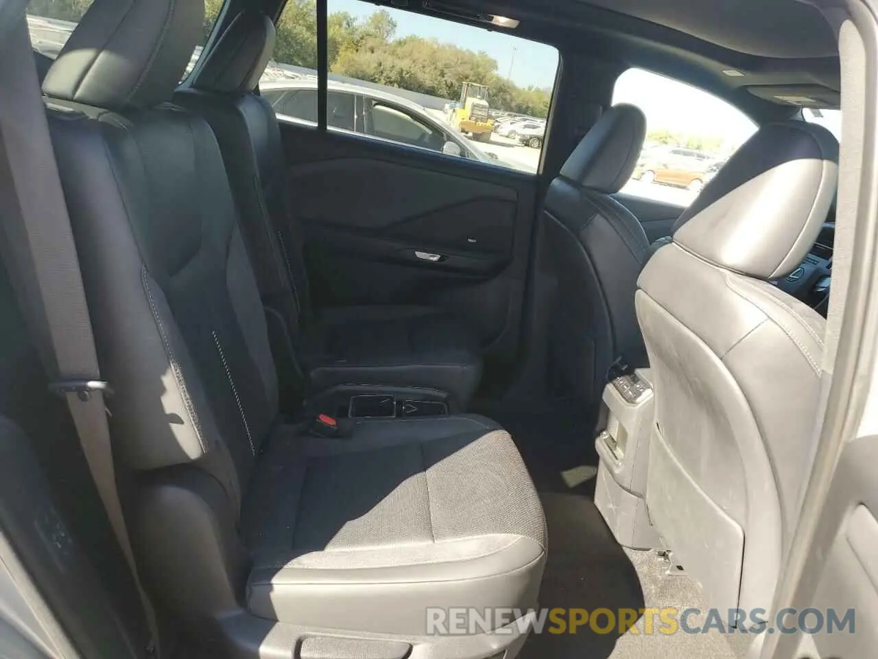11 fotografías del automóvil dañado 5TDAAAB67RS000693 LEXUS TX 350 BAS 2024