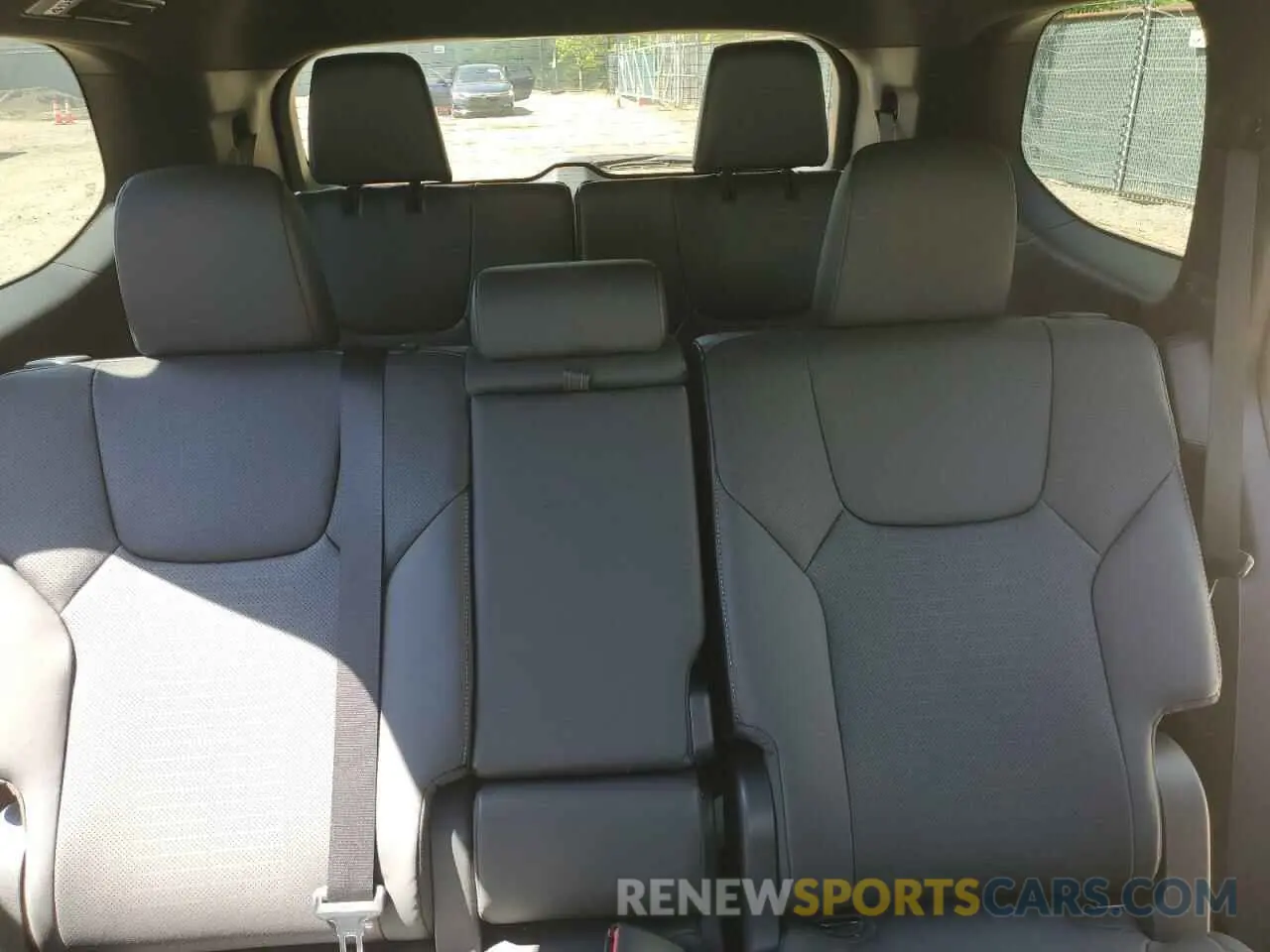 10 fotografías del automóvil dañado 5TDAAAB68RS002422 LEXUS TX 350 BAS 2024
