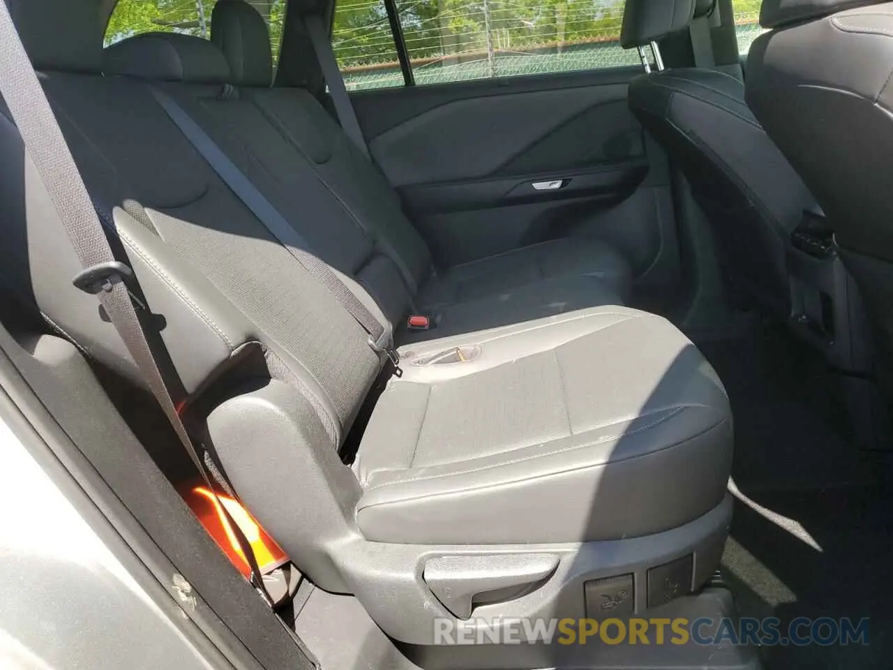 11 fotografías del automóvil dañado 5TDAAAB68RS002422 LEXUS TX 350 BAS 2024
