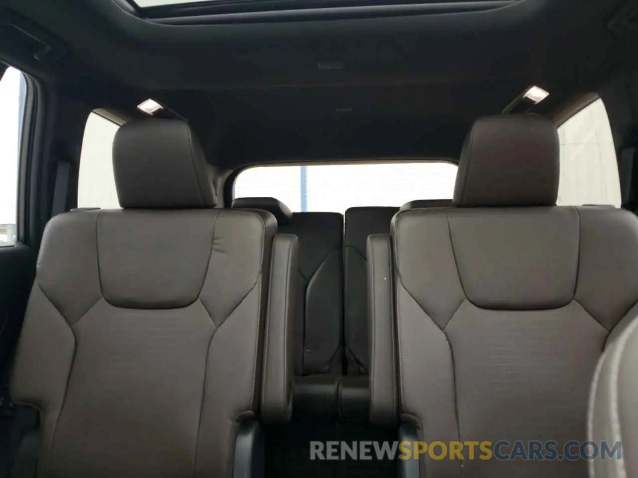10 fotografías del automóvil dañado 5TDAAAB68RS004770 LEXUS TX 350 BAS 2024