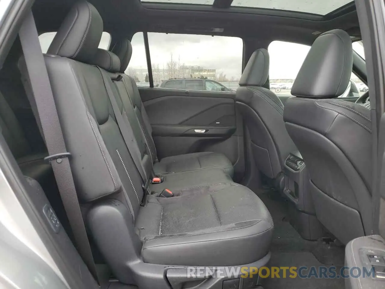 11 fotografías del automóvil dañado 5TDAAAB68RS009757 LEXUS TX 350 BAS 2024