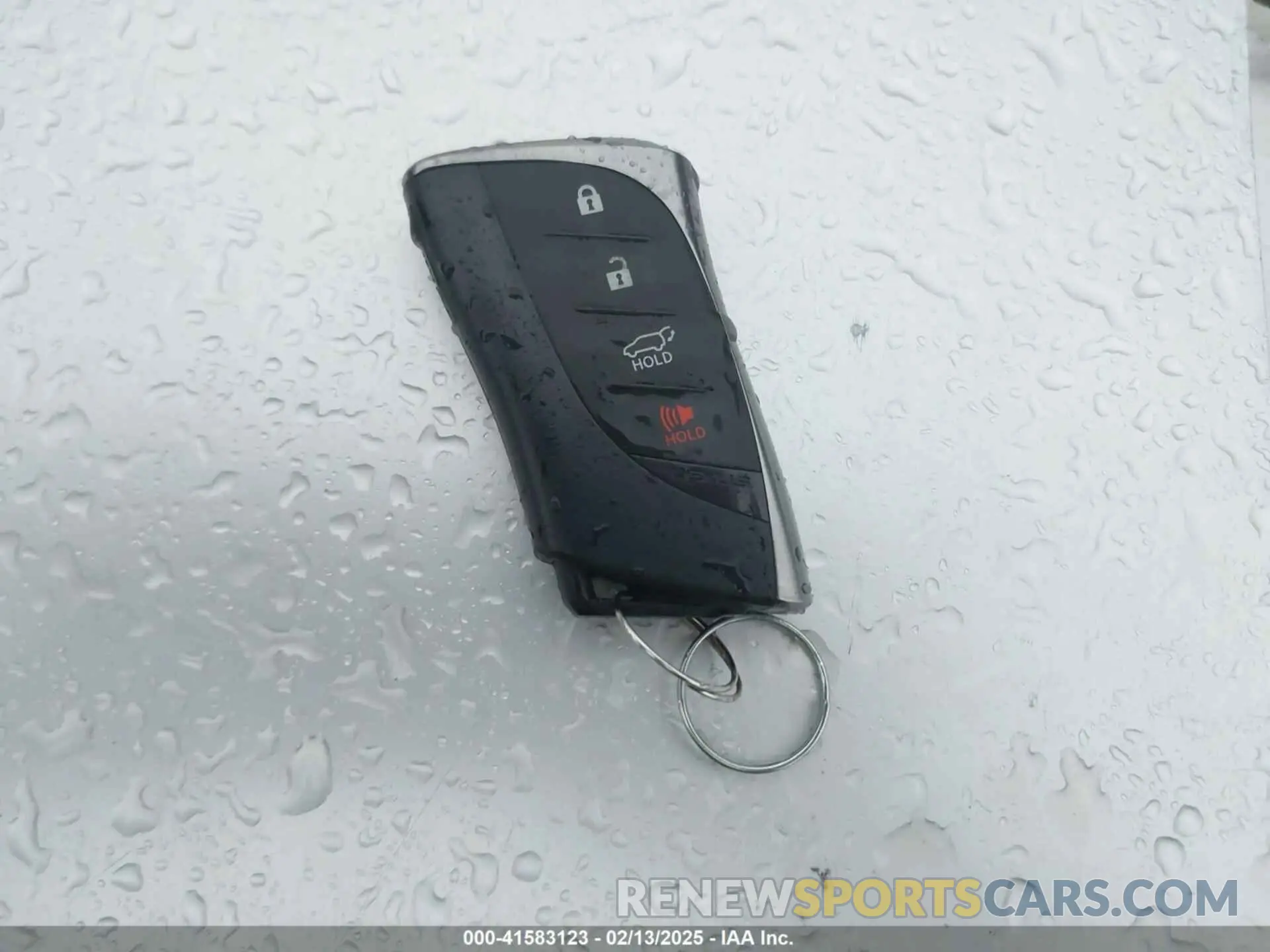 11 fotografías del automóvil dañado 5TDABAB6XRS004296 LEXUS TX 500H 2024