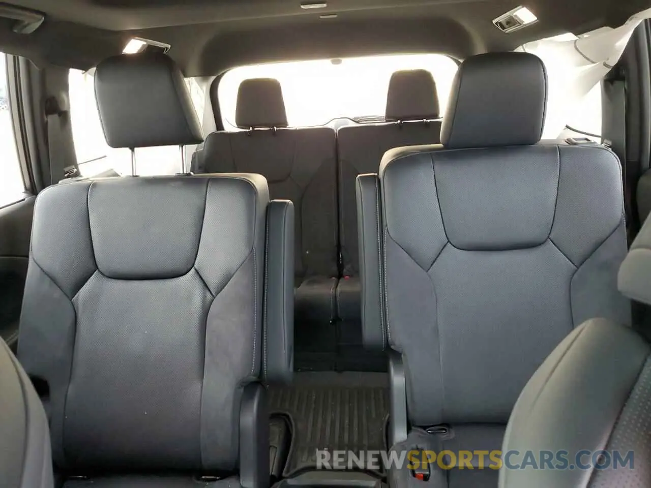 10 fotografías del automóvil dañado 5TDABAB63RS006651 LEXUS TX 500H F 2024