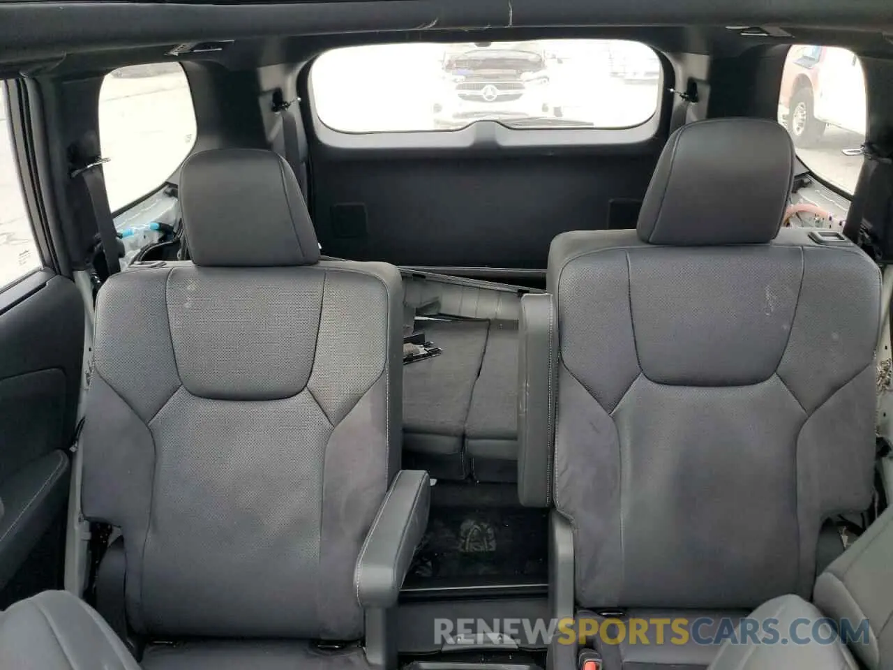 10 fotografías del automóvil dañado 5TDABAB67RS004711 LEXUS TX 500H F 2024