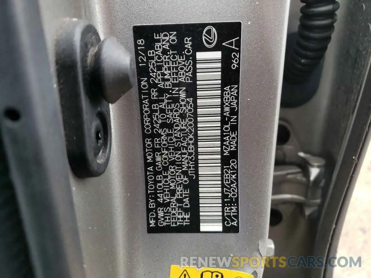 12 fotografías del automóvil dañado JTHY3JBH0K2007054 LEXUS UX 200 2019