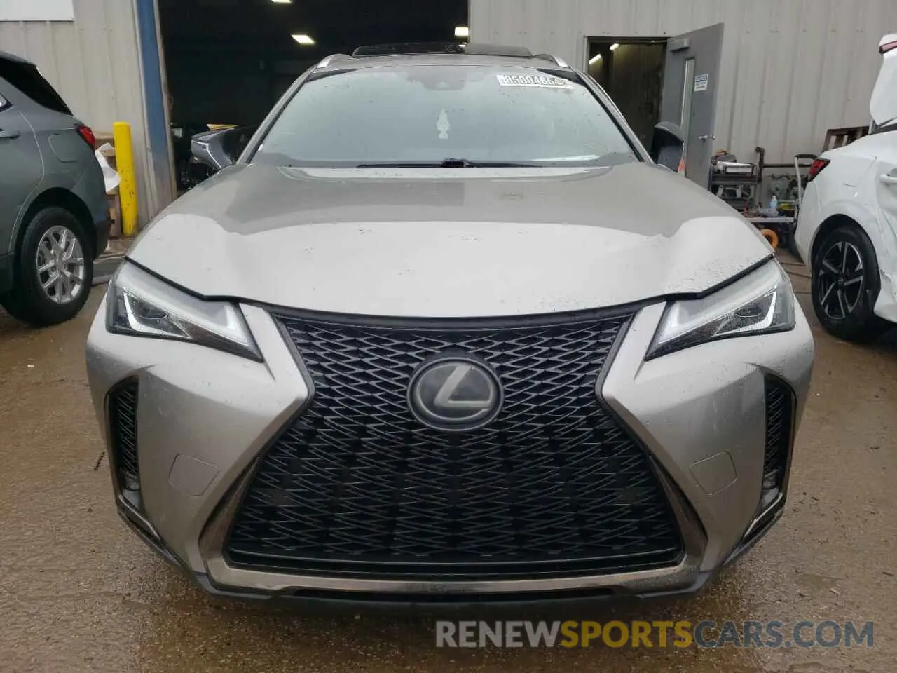 5 fotografías del automóvil dañado JTHY3JBH0K2007054 LEXUS UX 200 2019