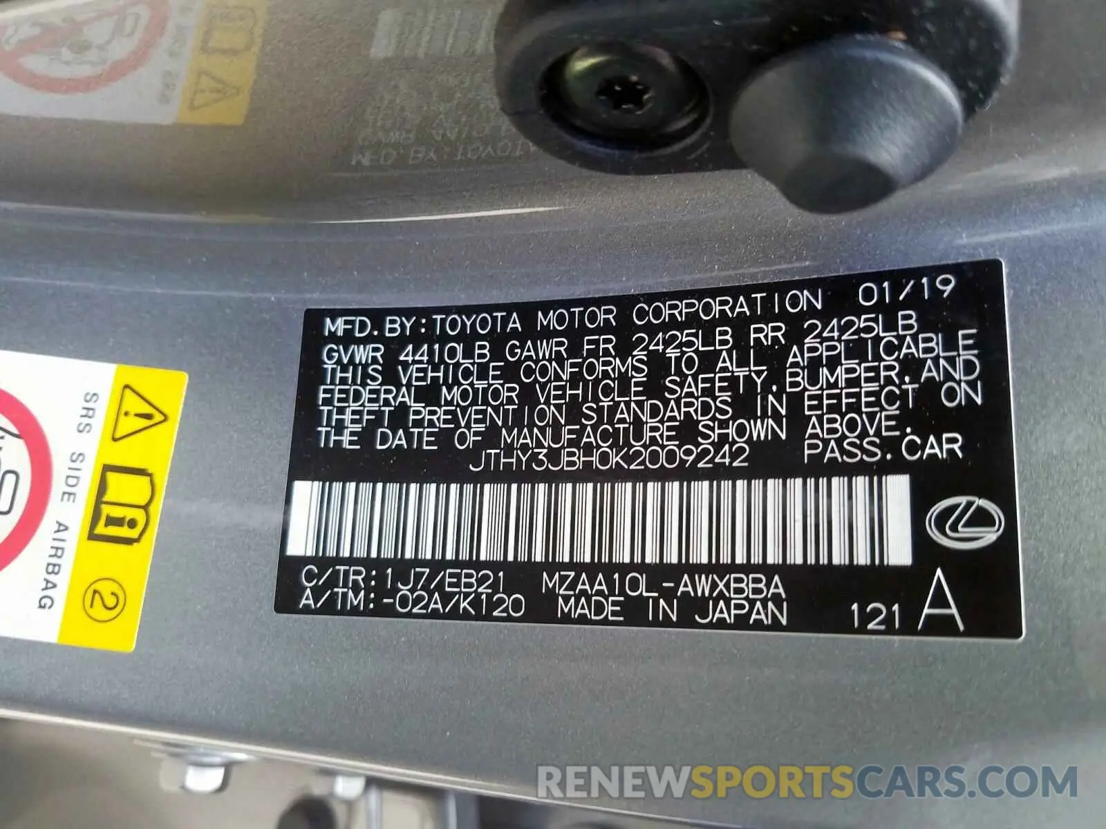 10 fotografías del automóvil dañado JTHY3JBH0K2009242 LEXUS UX 200 2019