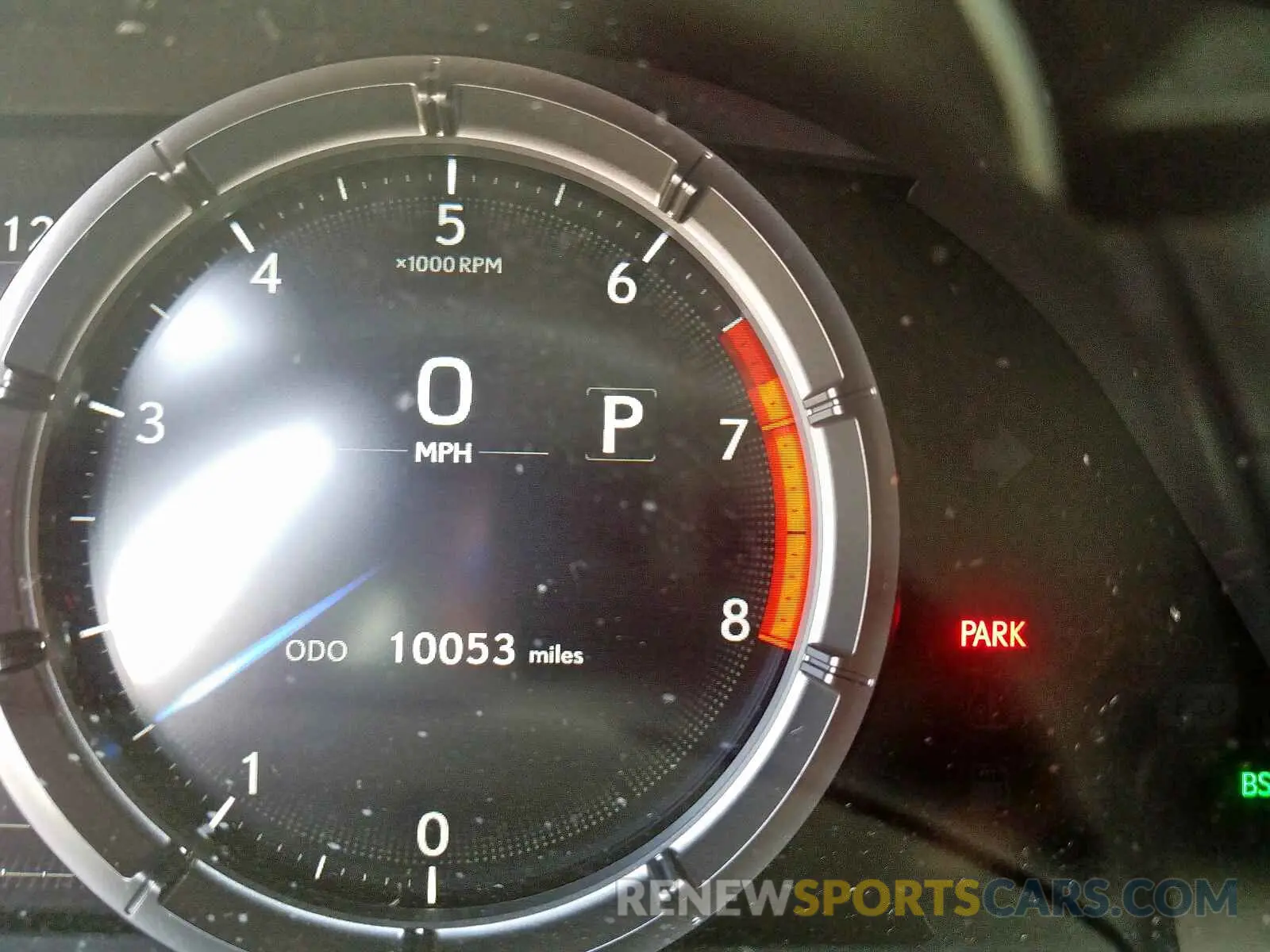 8 fotografías del automóvil dañado JTHY3JBH0K2009242 LEXUS UX 200 2019