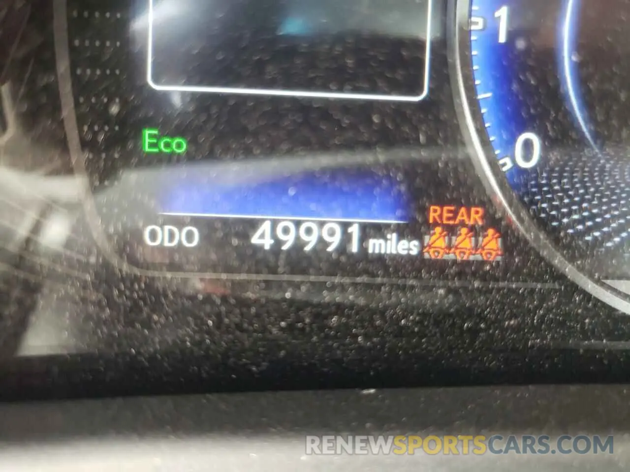 8 fotografías del automóvil dañado JTHY3JBH0K2017776 LEXUS UX 200 2019