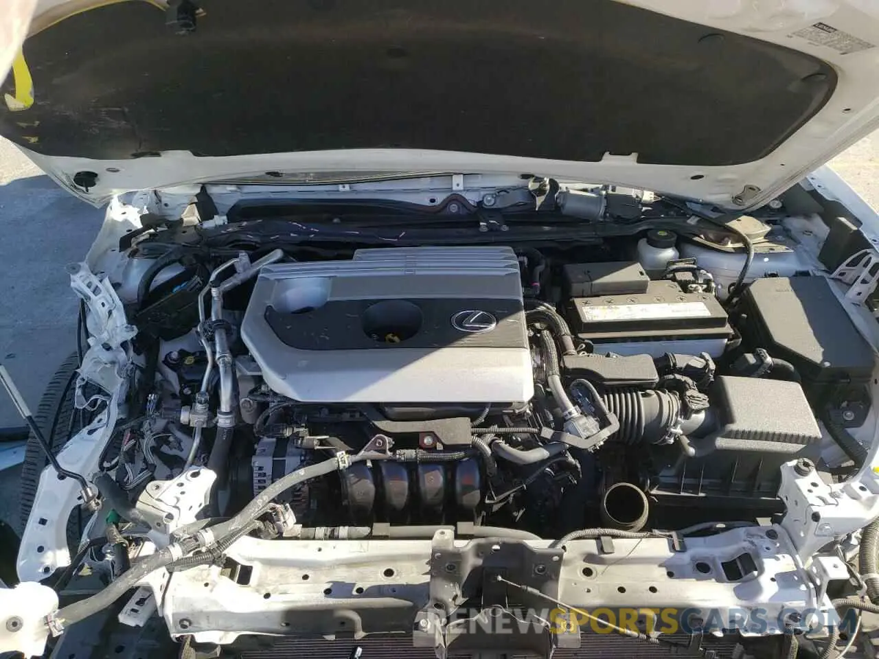 7 fotografías del automóvil dañado JTHY3JBH1K2005586 LEXUS UX 200 2019