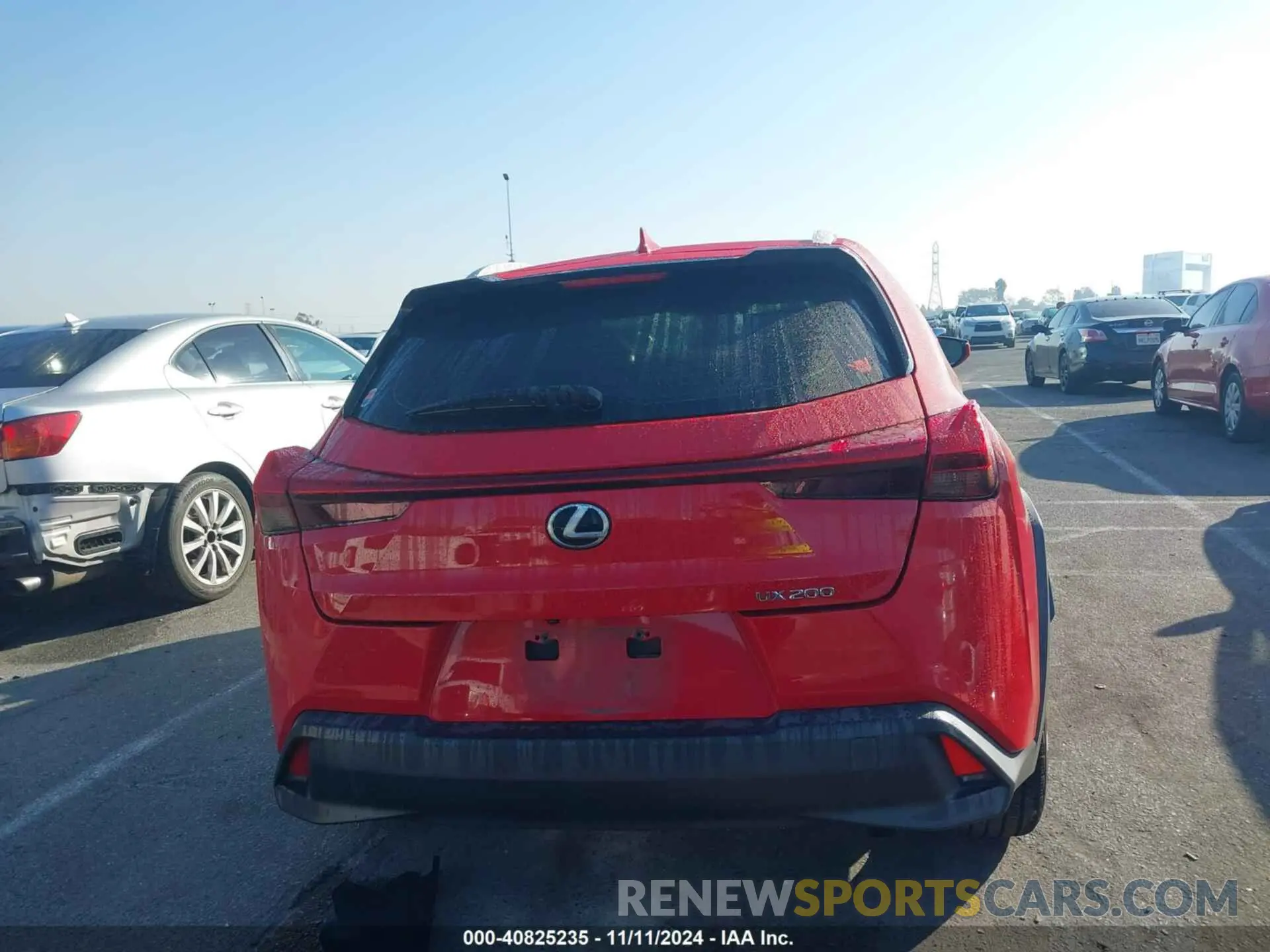 17 fotografías del automóvil dañado JTHY3JBH1K2006074 LEXUS UX 200 2019
