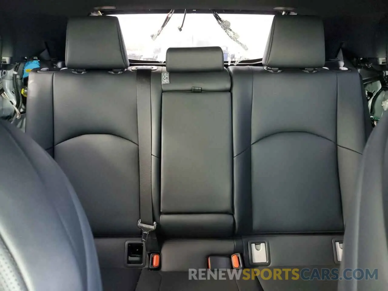 10 fotografías del automóvil dañado JTHY3JBH1K2018001 LEXUS UX 200 2019
