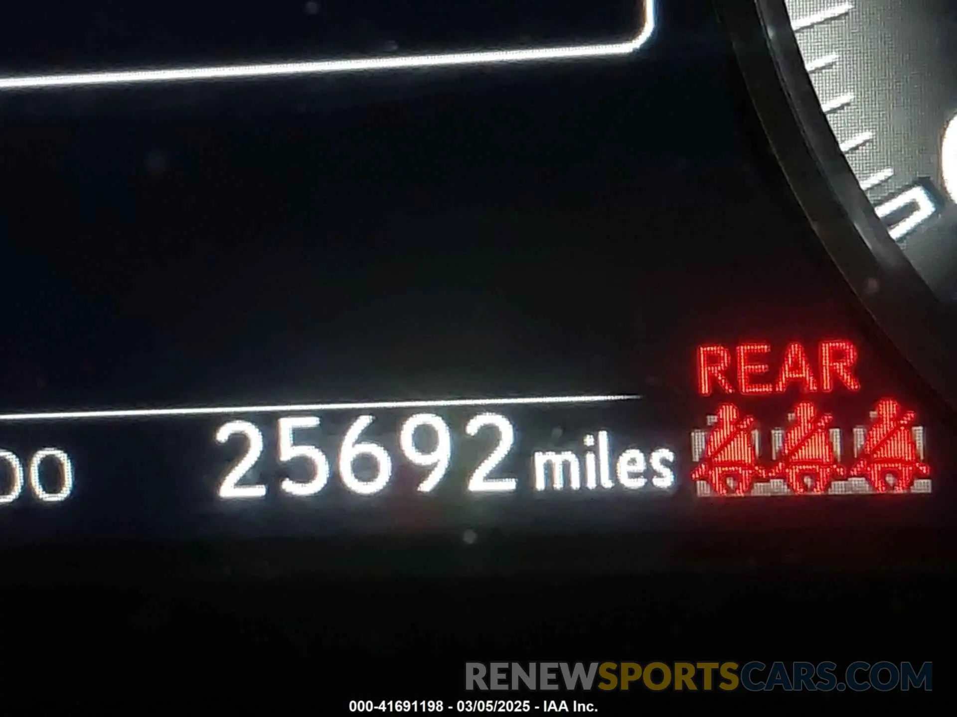 15 fotografías del automóvil dañado JTHY3JBH2K2019965 LEXUS UX 200 2019