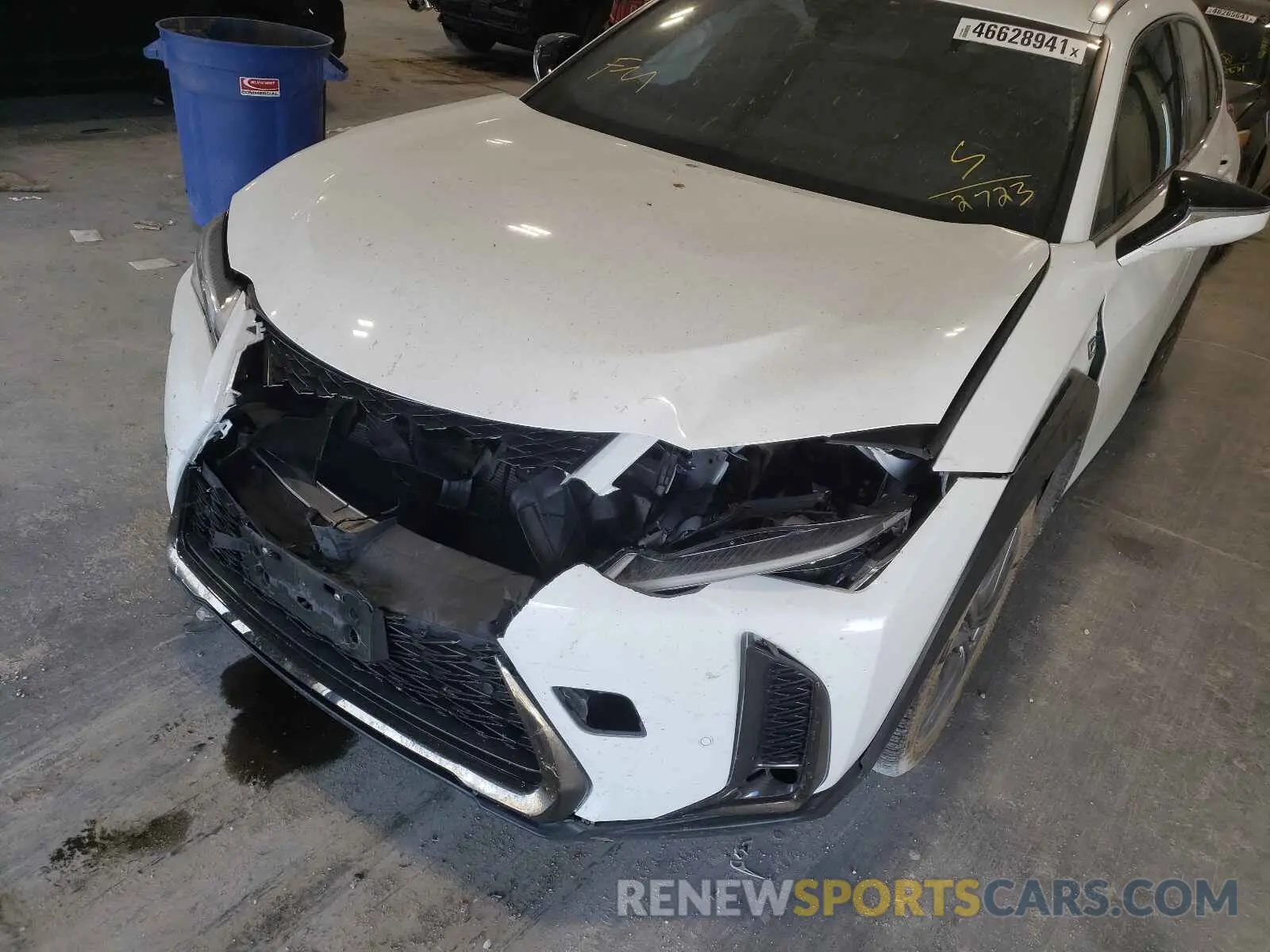 9 fotografías del automóvil dañado JTHY3JBH3K2002723 LEXUS UX 200 2019