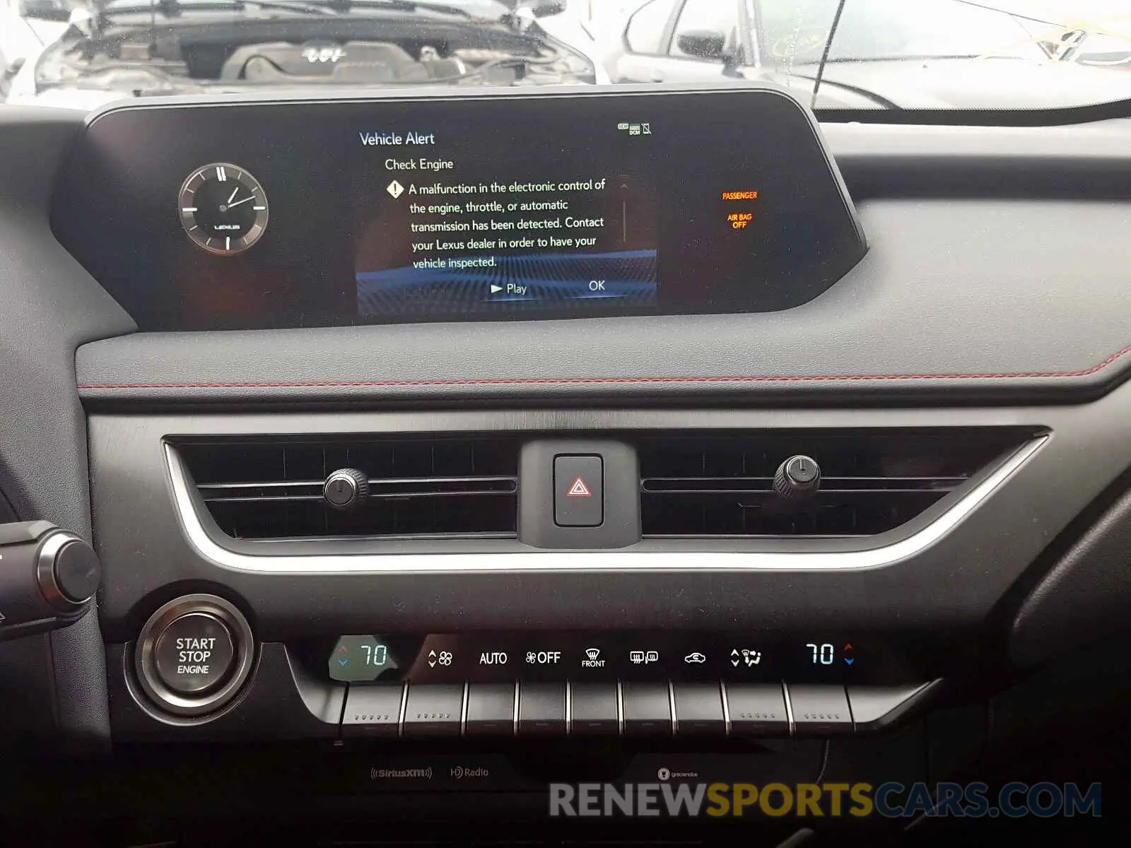 9 fotografías del automóvil dañado JTHY3JBH3K2008117 LEXUS UX 200 2019