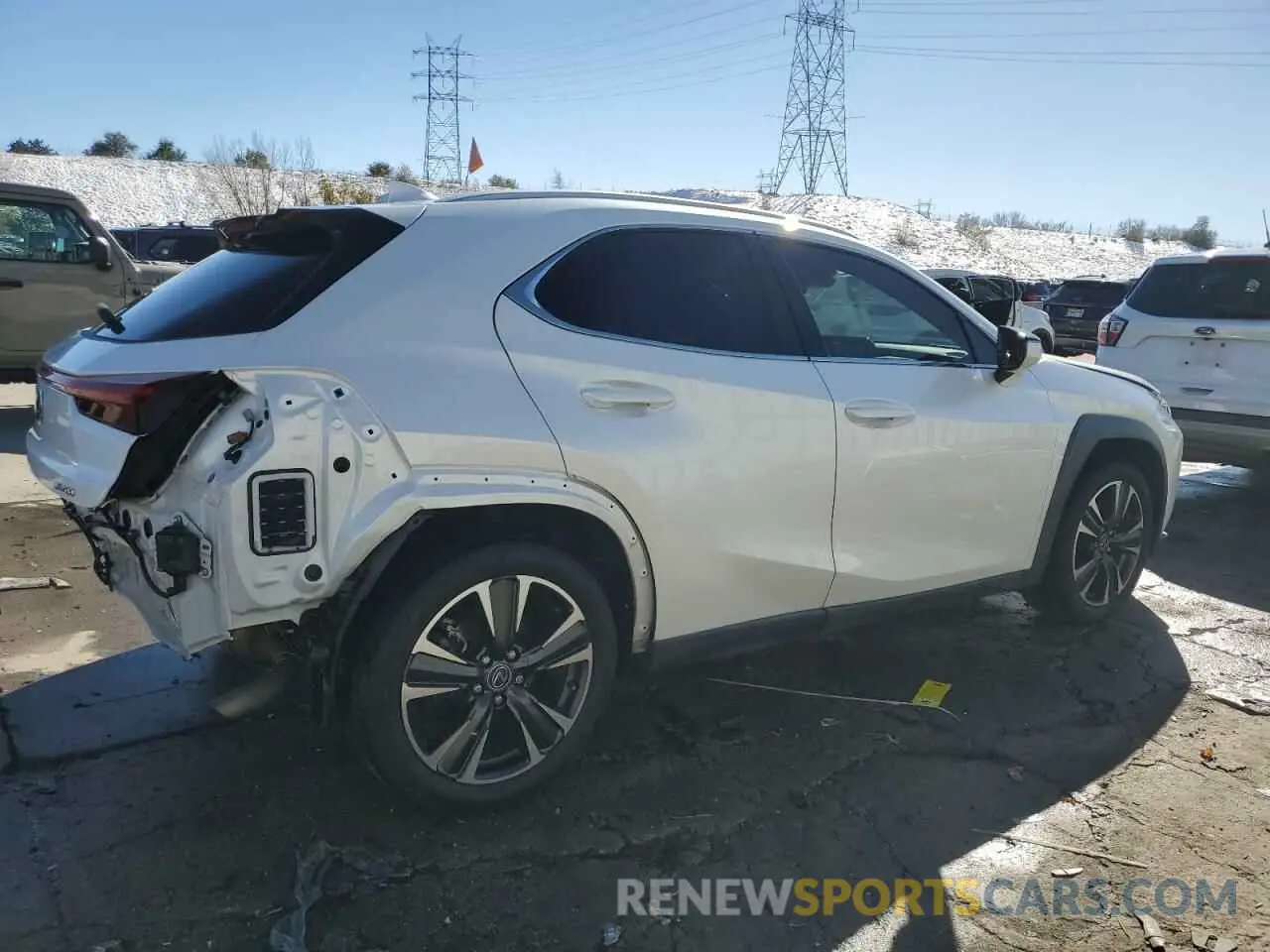 3 fotografías del automóvil dañado JTHY3JBH3K2018162 LEXUS UX 200 2019