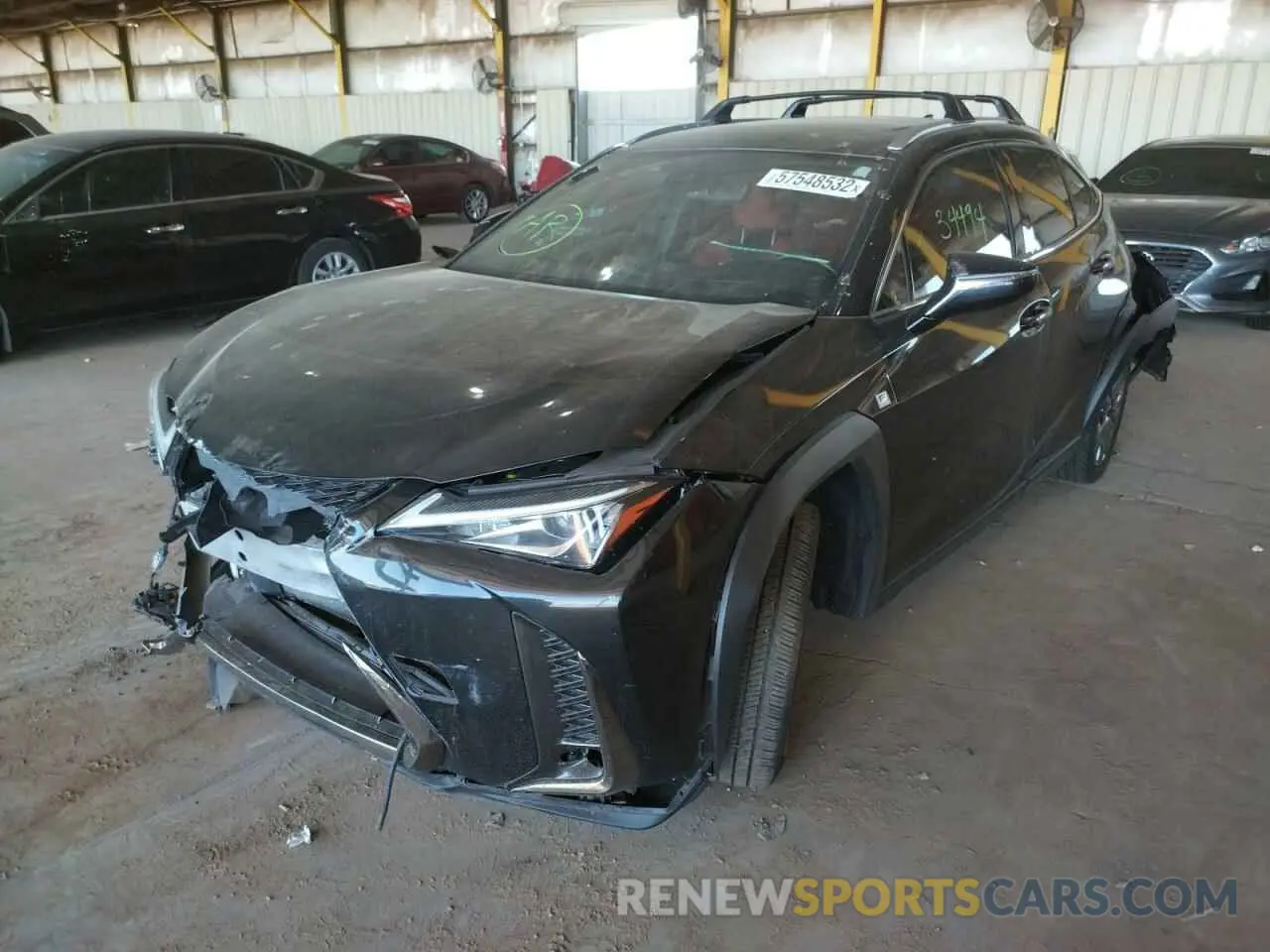 2 fotografías del automóvil dañado JTHY3JBH4K2004092 LEXUS UX 200 2019