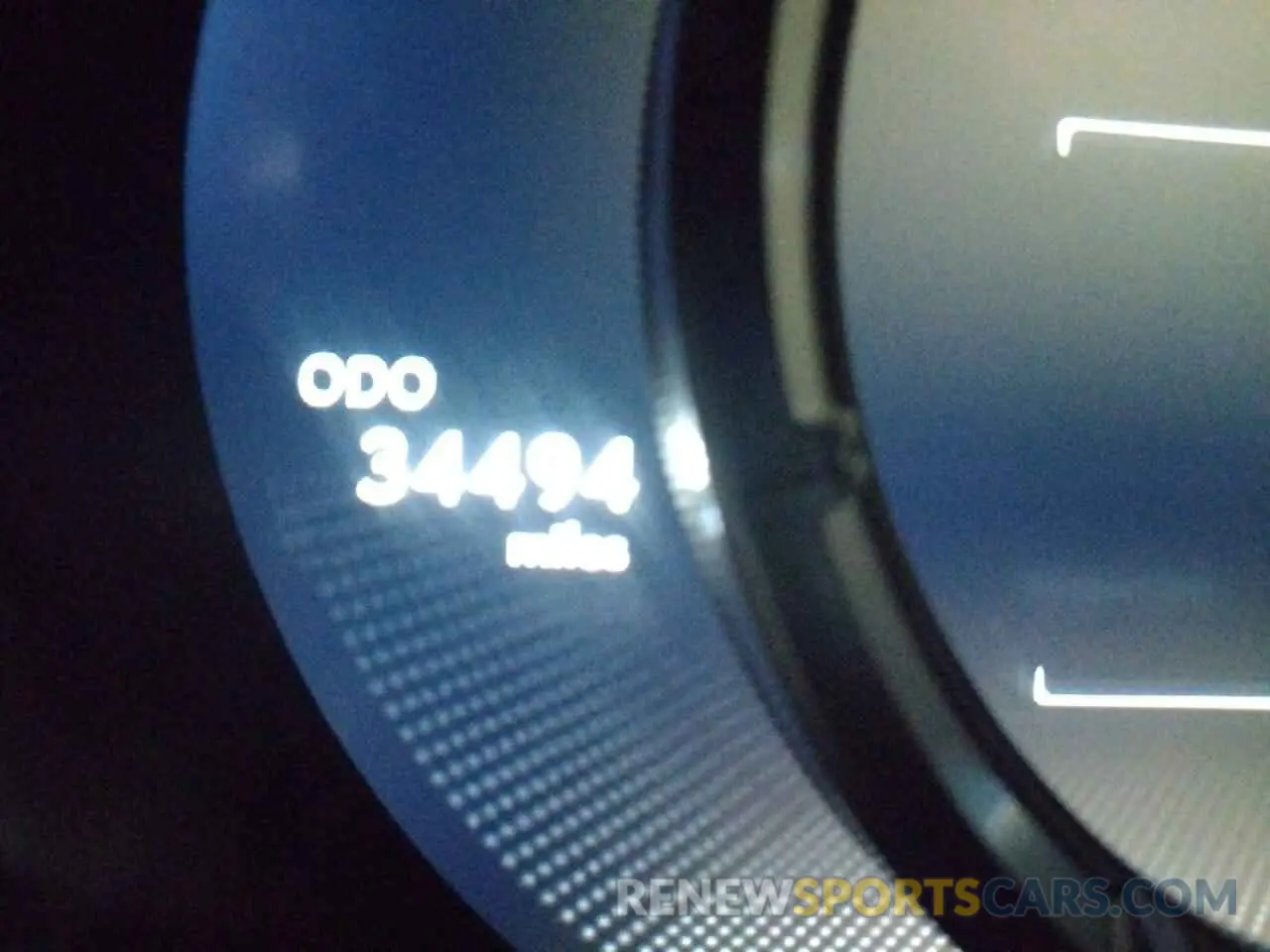 8 fotografías del automóvil dañado JTHY3JBH4K2004092 LEXUS UX 200 2019