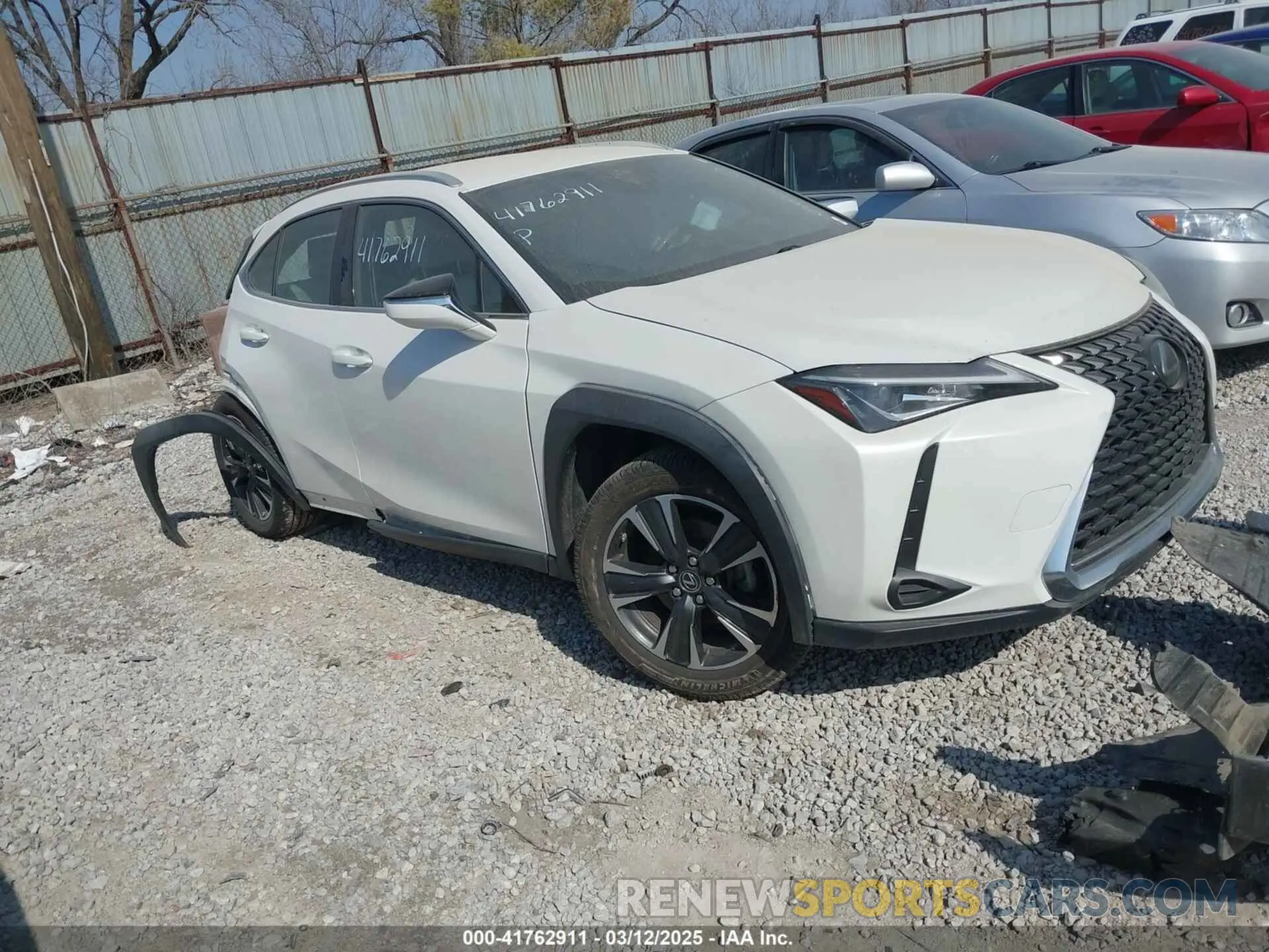 13 fotografías del automóvil dañado JTHY3JBH4K2014881 LEXUS UX 200 2019