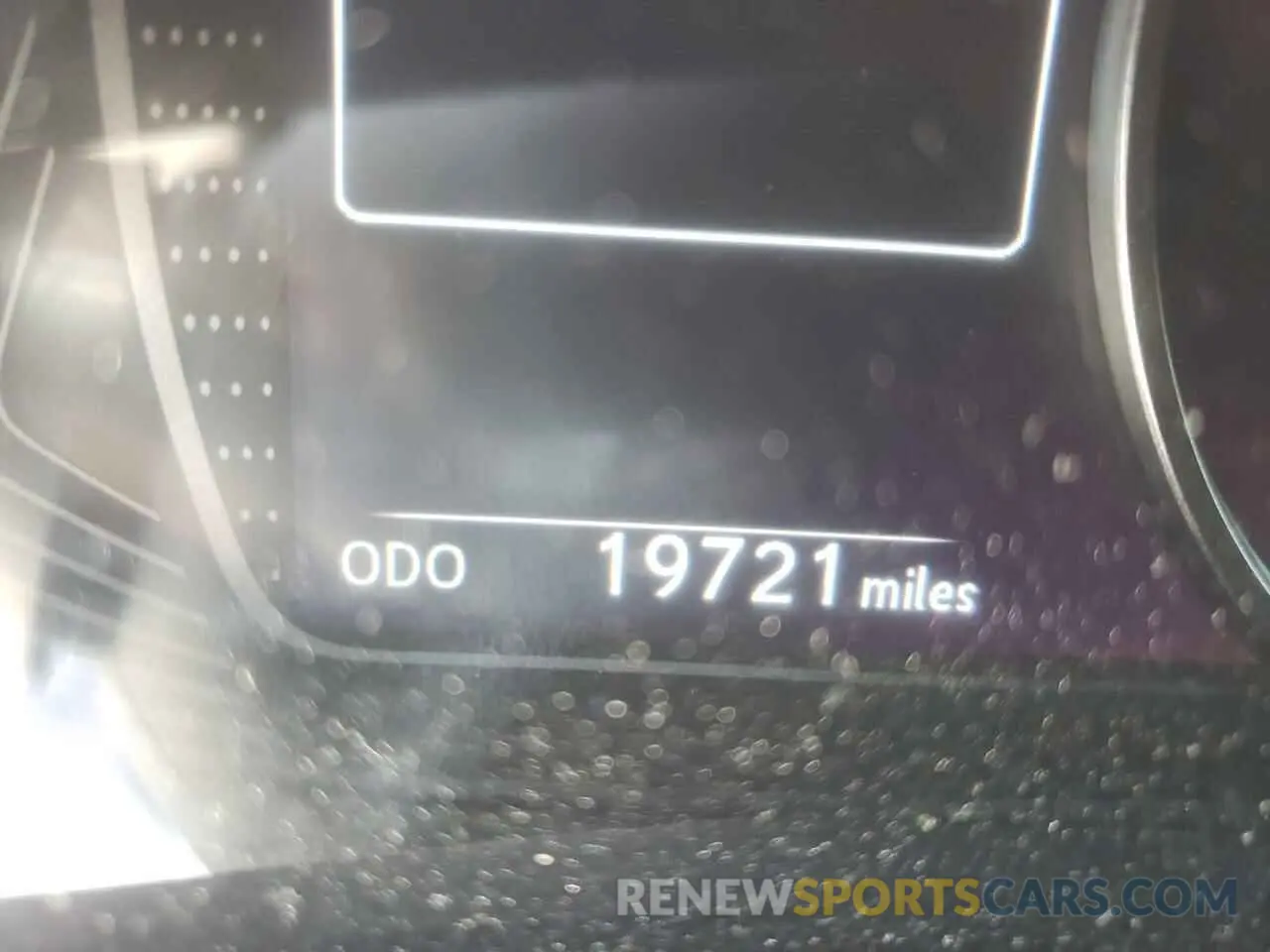 8 fotografías del automóvil dañado JTHY3JBH4K2016419 LEXUS UX 200 2019