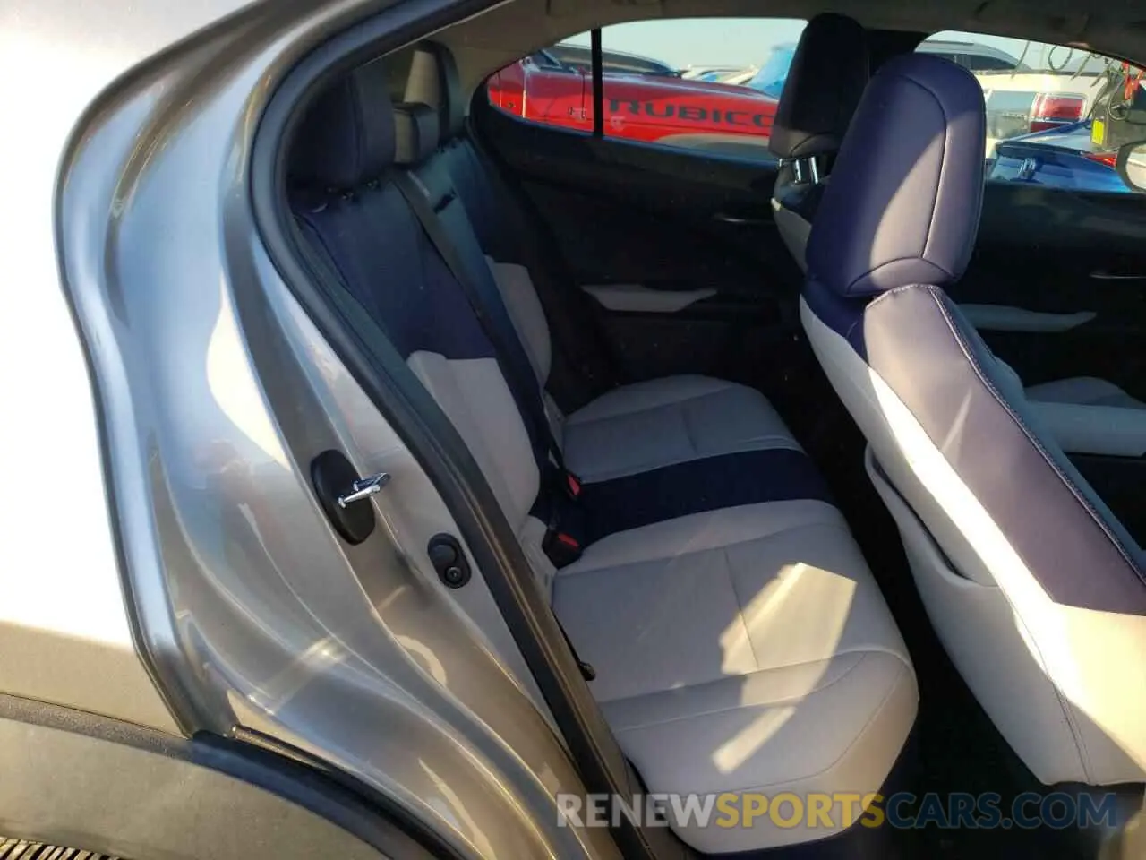 6 fotografías del automóvil dañado JTHY3JBH4K2020678 LEXUS UX 200 2019