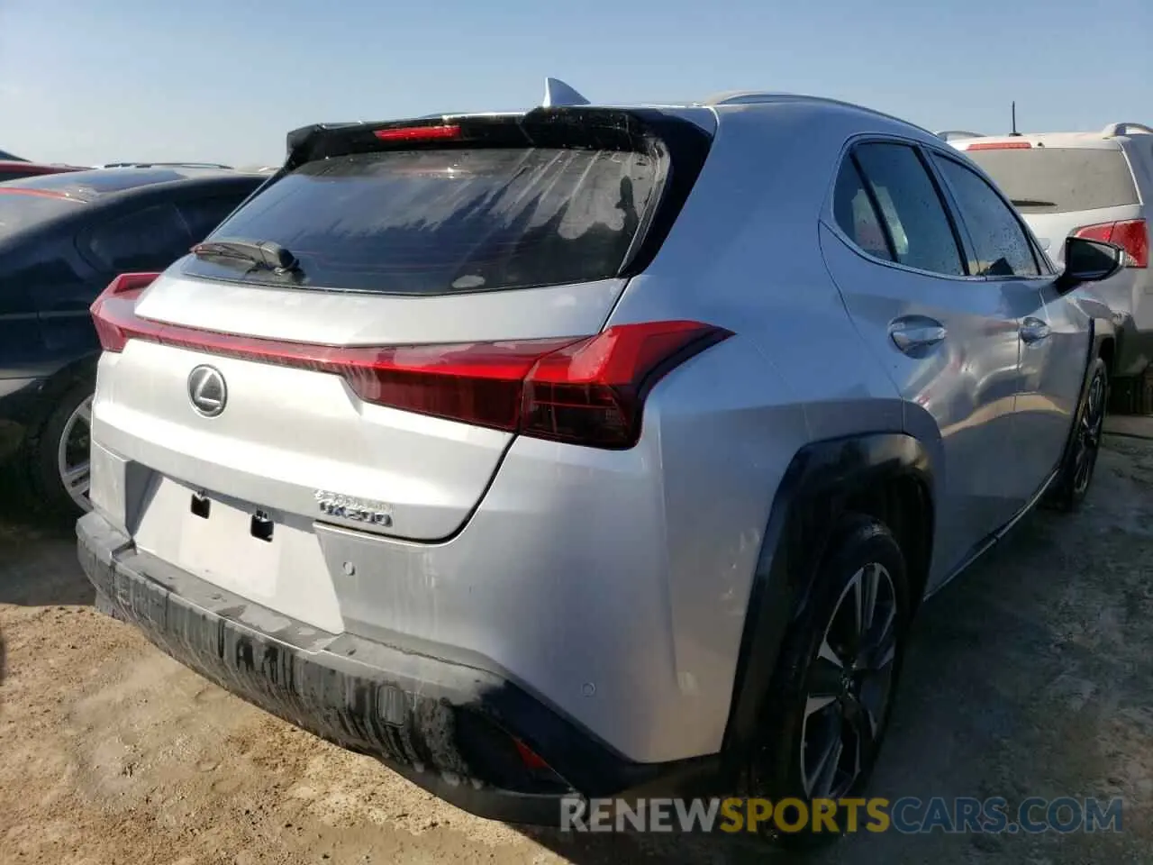 4 fotografías del automóvil dañado JTHY3JBH5K2002898 LEXUS UX 200 2019