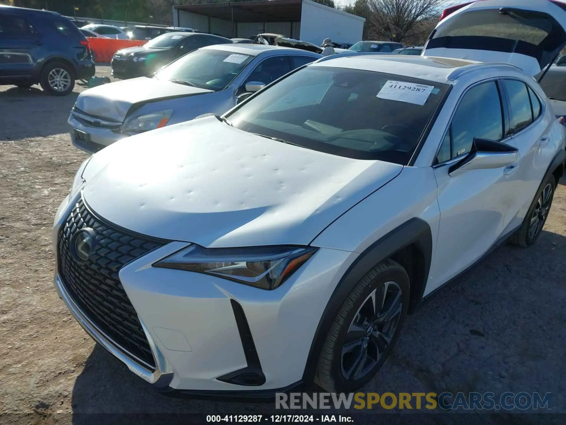 6 fotografías del automóvil dañado JTHY3JBH5K2006725 LEXUS UX 200 2019