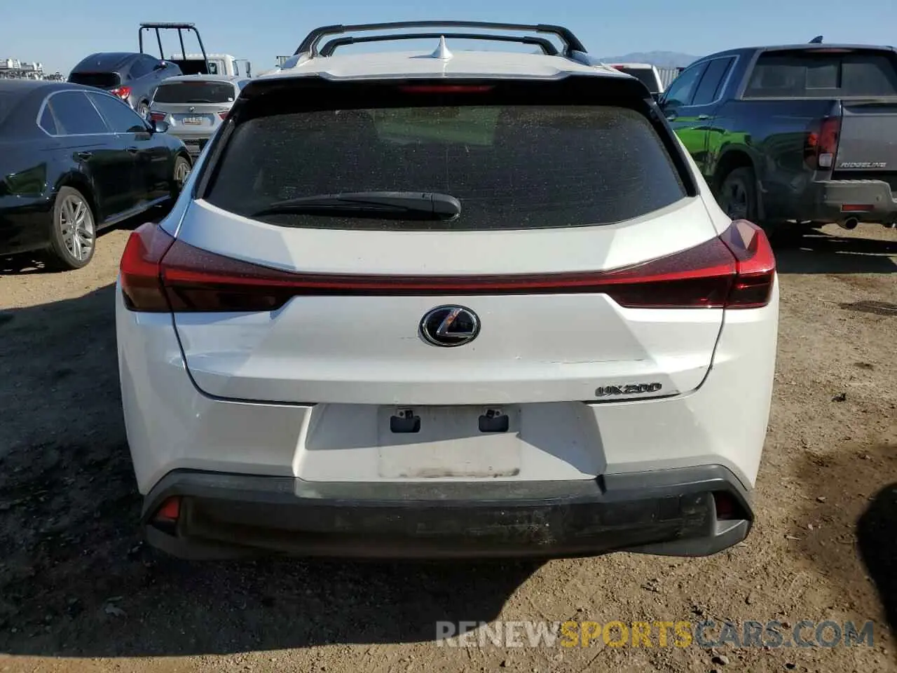 6 fotografías del automóvil dañado JTHY3JBH5K2014971 LEXUS UX 200 2019