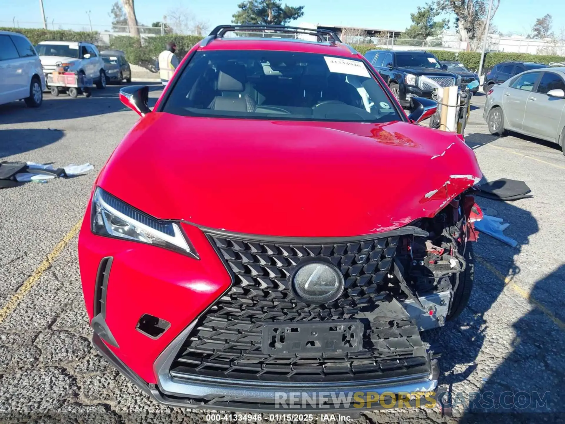 12 fotografías del automóvil dañado JTHY3JBH6K2000559 LEXUS UX 200 2019