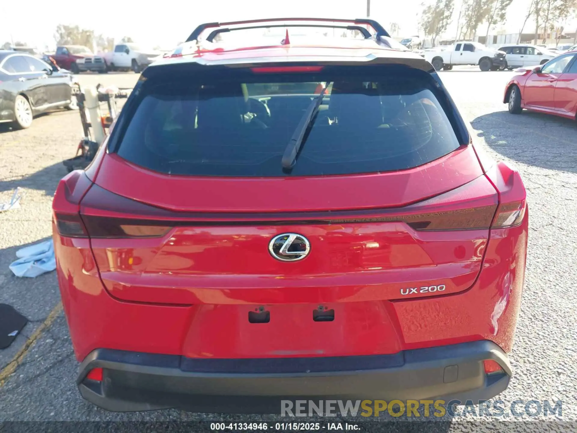 16 fotografías del automóvil dañado JTHY3JBH6K2000559 LEXUS UX 200 2019