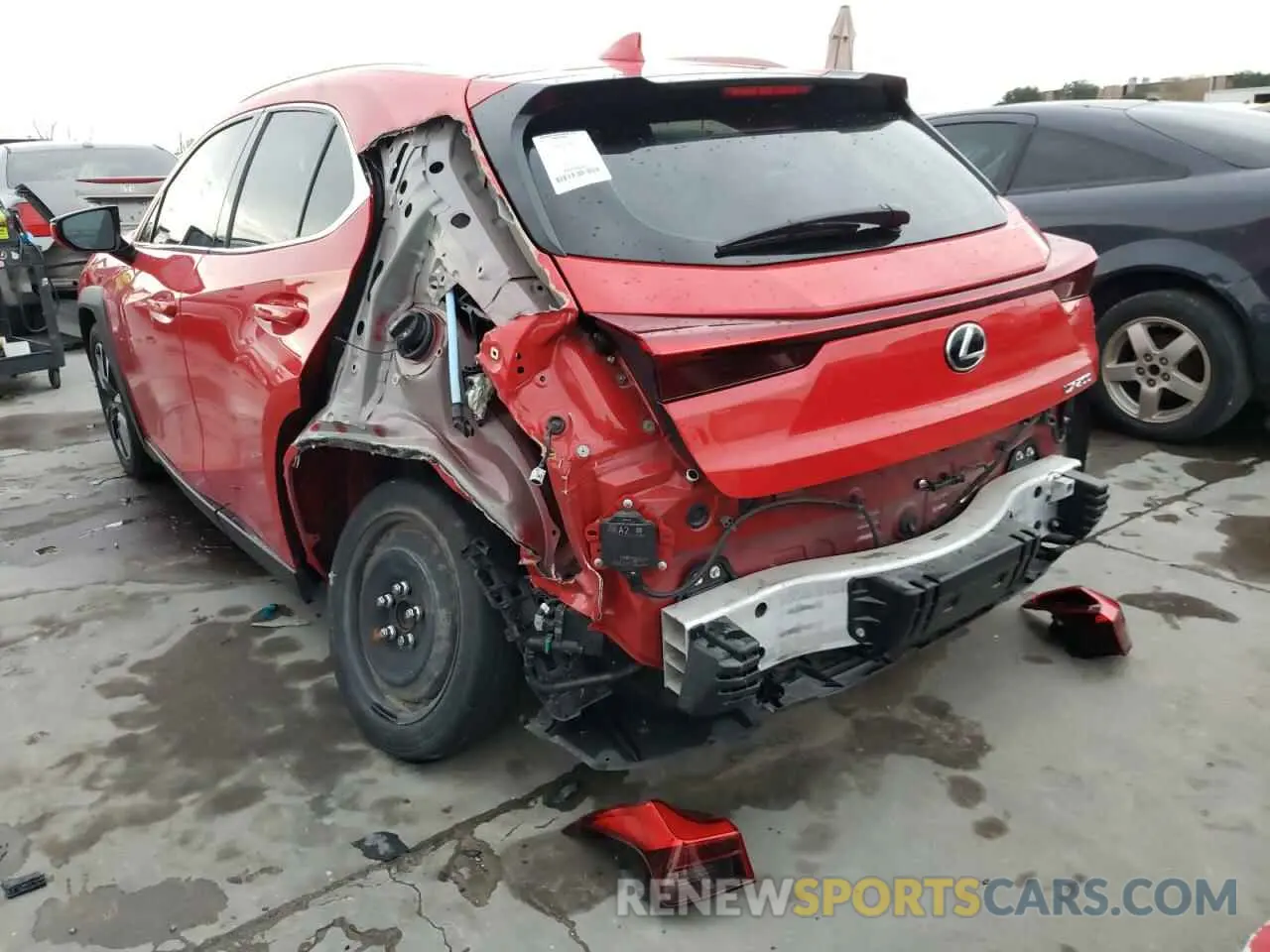 3 fotografías del automóvil dañado JTHY3JBH6K2006393 LEXUS UX 200 2019