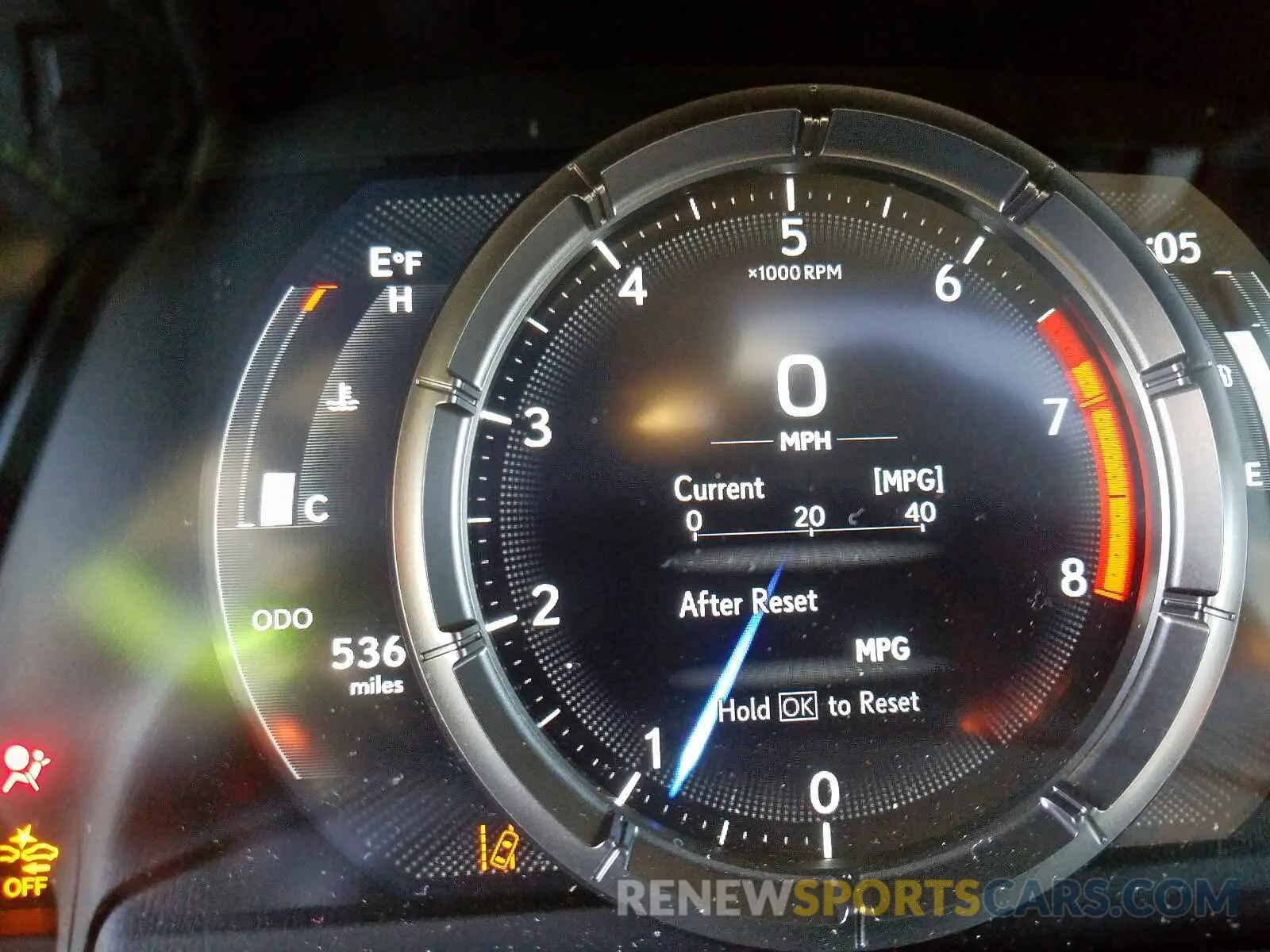 8 fotografías del automóvil dañado JTHY3JBH6K2014591 LEXUS UX 200 2019