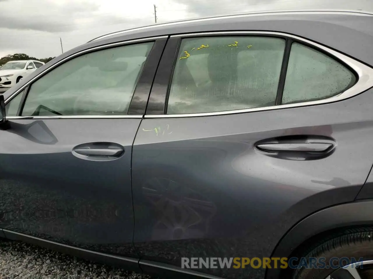 9 fotografías del automóvil dañado JTHY3JBH7K2000795 LEXUS UX 200 2019
