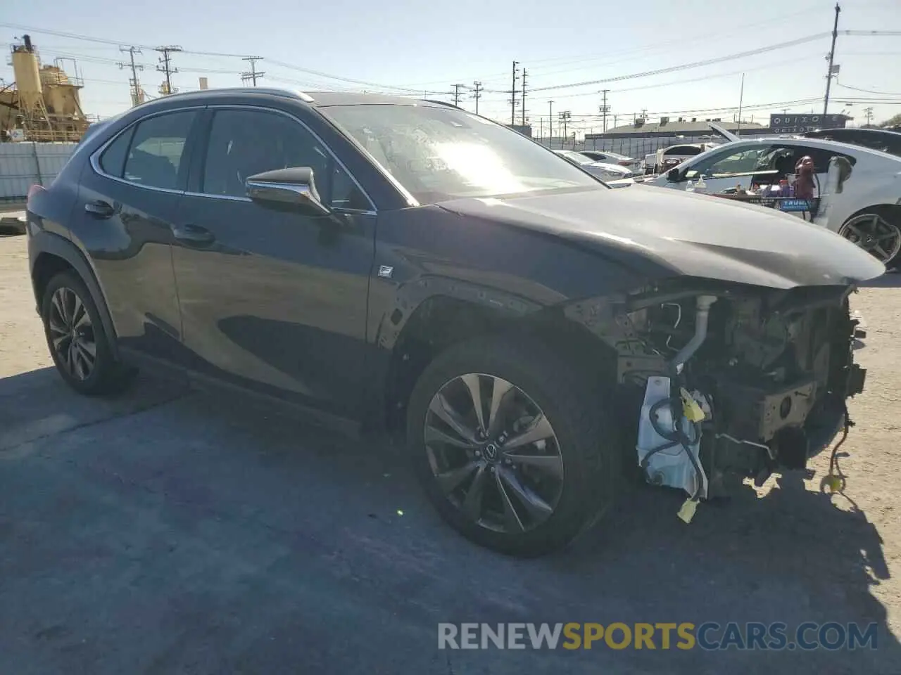 4 fotografías del automóvil dañado JTHY3JBH7K2005768 LEXUS UX 200 2019