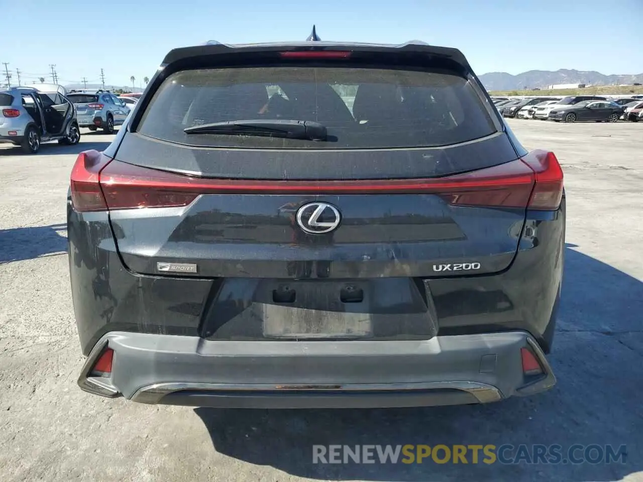6 fotografías del automóvil dañado JTHY3JBH7K2005768 LEXUS UX 200 2019