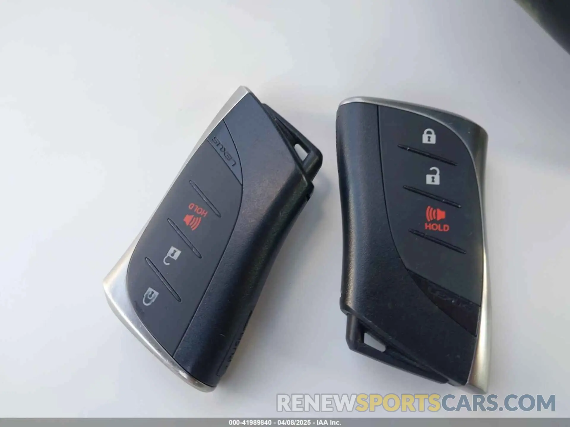 11 fotografías del automóvil dañado JTHY3JBH7K2006547 LEXUS UX 200 2019