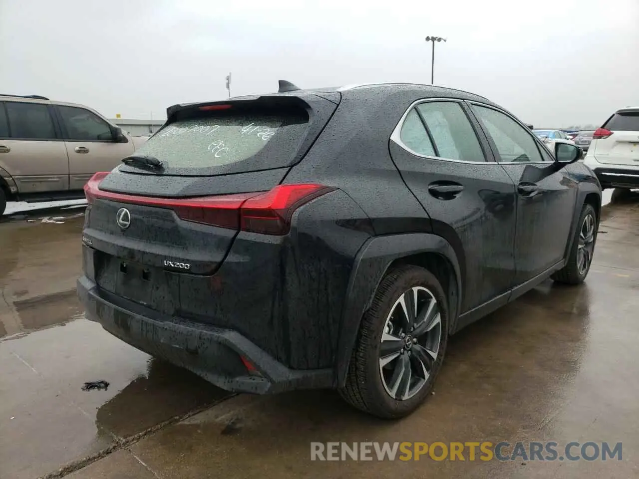 4 fotografías del automóvil dañado JTHY3JBH7K2020450 LEXUS UX 200 2019